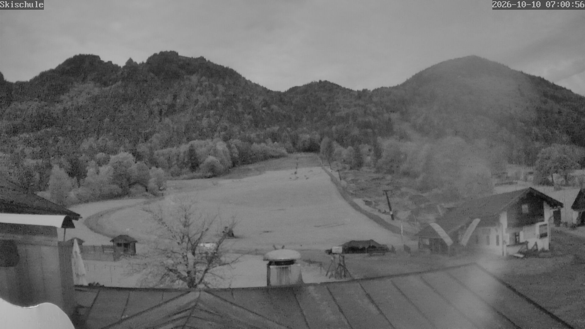 Archived image Webcam Streidlhang slope, Brauneck