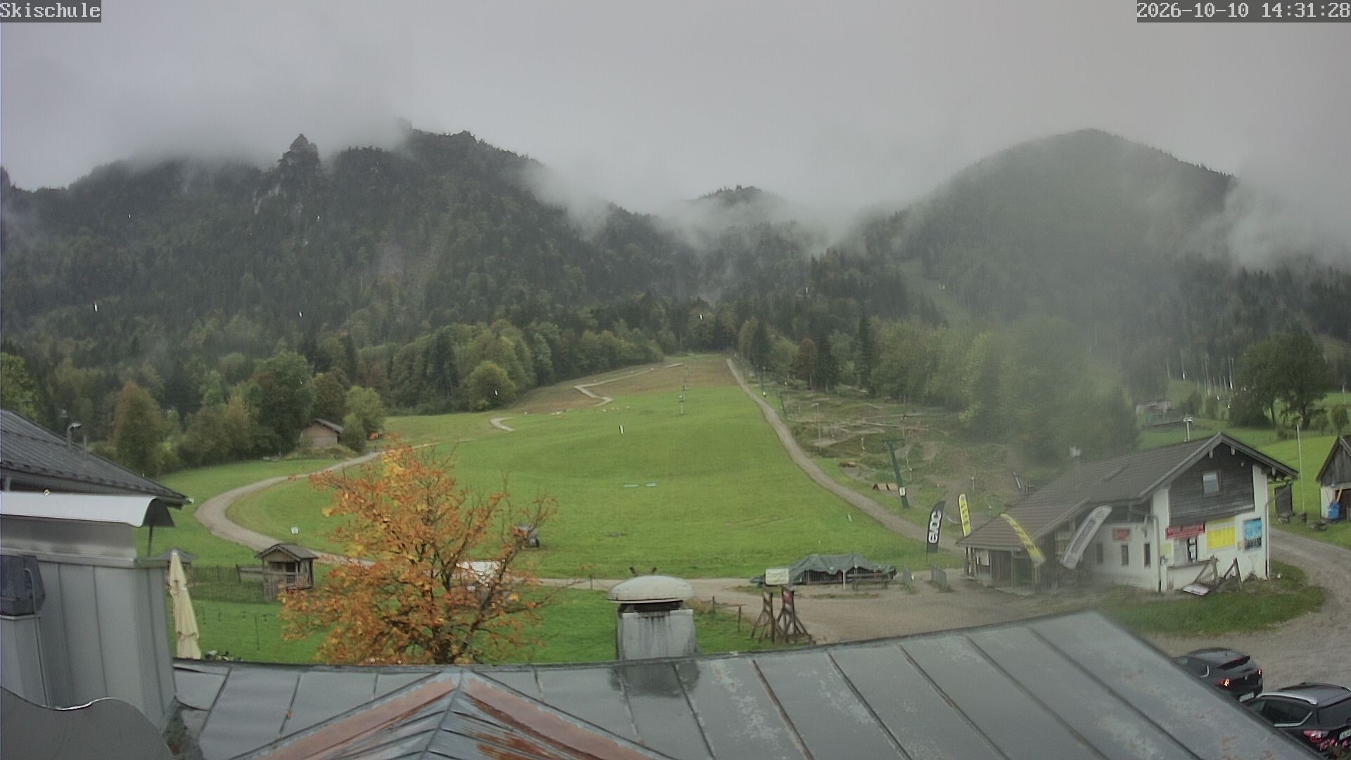 Archived image Webcam Streidlhang slope, Brauneck