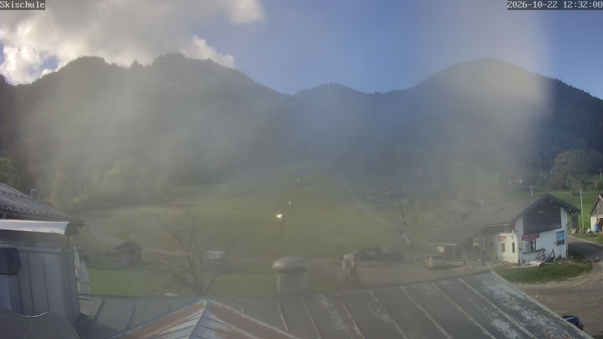 Archived image Webcam Streidlhang slope, Brauneck