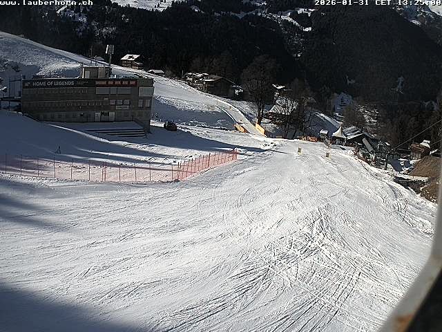 Archiv Foto Webcam Innerwengen: Zielraum Lauberhornrennen