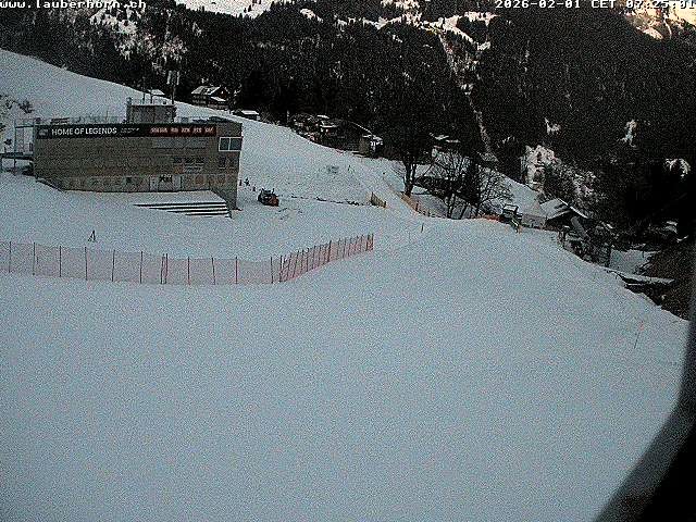 Archiv Foto Webcam Innerwengen: Zielraum Lauberhornrennen