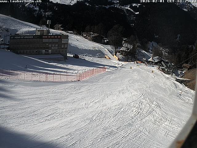 Archiv Foto Webcam Innerwengen: Zielraum Lauberhornrennen