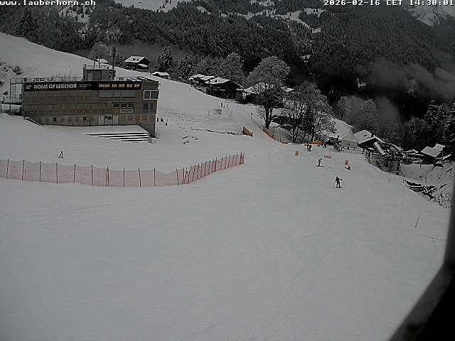 Archiv Foto Webcam Innerwengen: Zielraum Lauberhornrennen