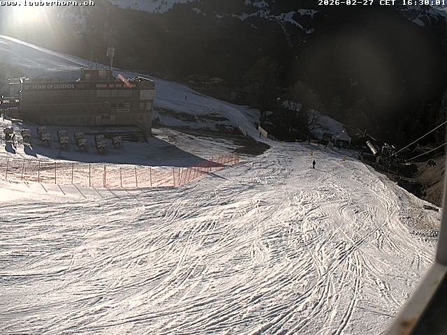 Archiv Foto Webcam Innerwengen: Zielraum Lauberhornrennen