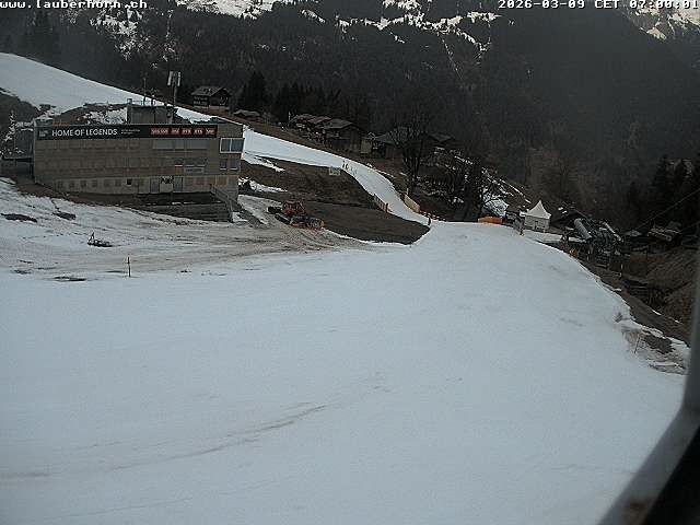 Archiv Foto Webcam Innerwengen: Zielraum Lauberhornrennen