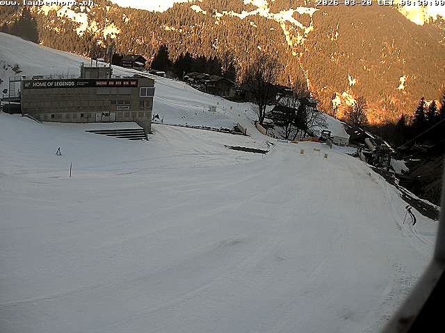 Archiv Foto Webcam Innerwengen: Zielraum Lauberhornrennen