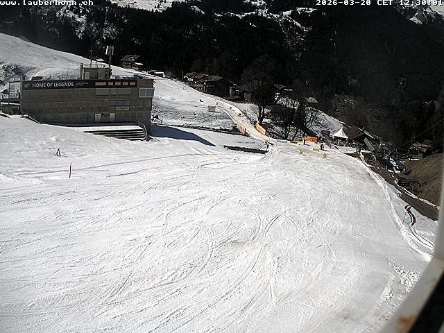 Archiv Foto Webcam Innerwengen: Zielraum Lauberhornrennen