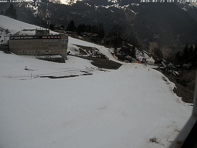 Archiv Foto Webcam Innerwengen: Zielraum Lauberhornrennen