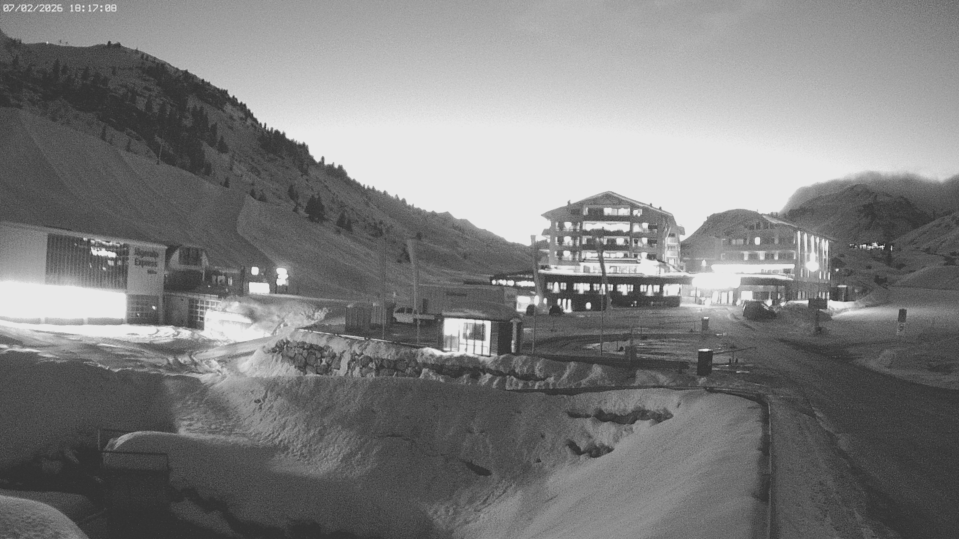 Archiv Foto Webcam Jägeralpe: Blick aufs Hotel