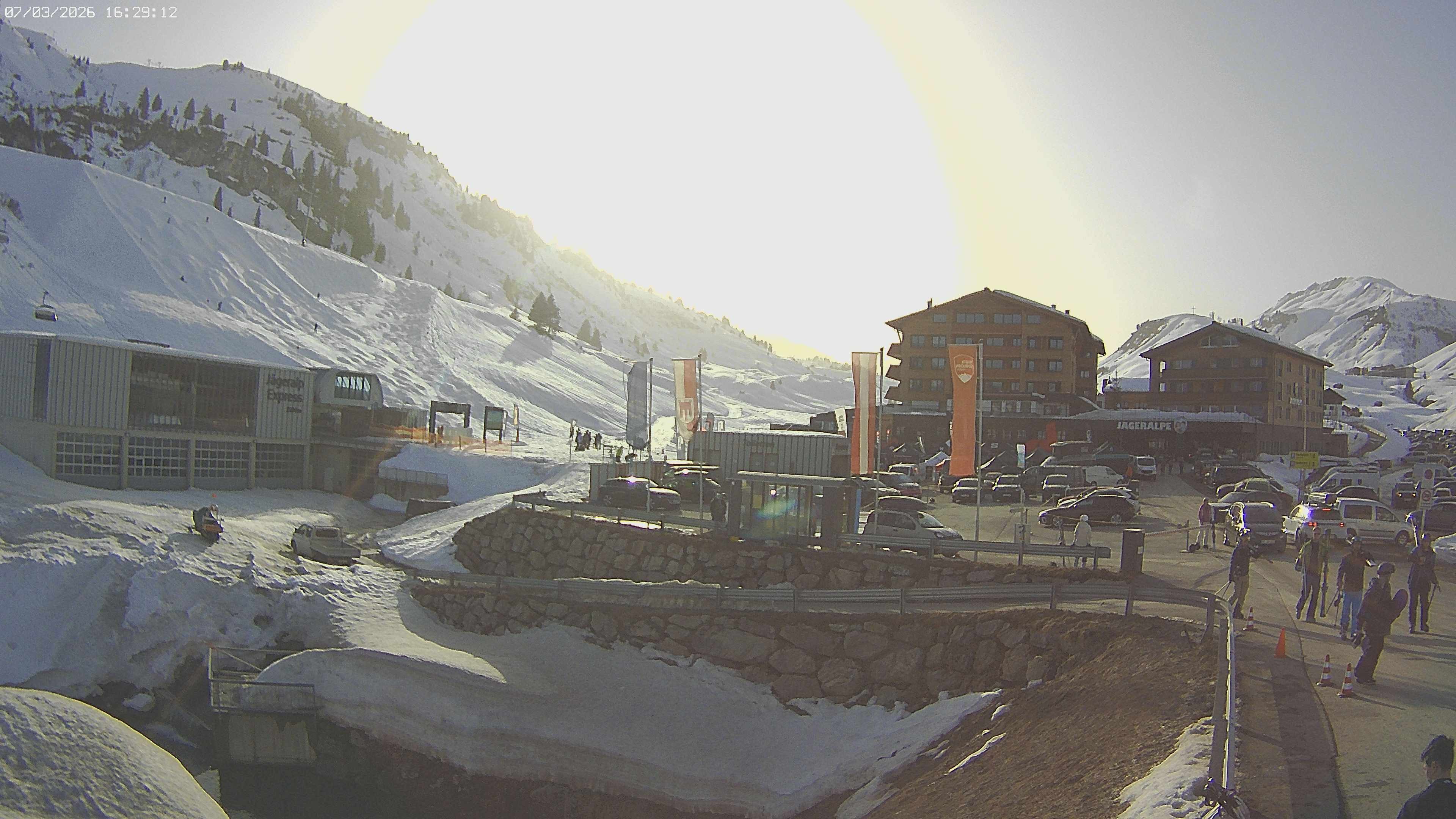 Archiv Foto Webcam Jägeralpe: Blick aufs Hotel