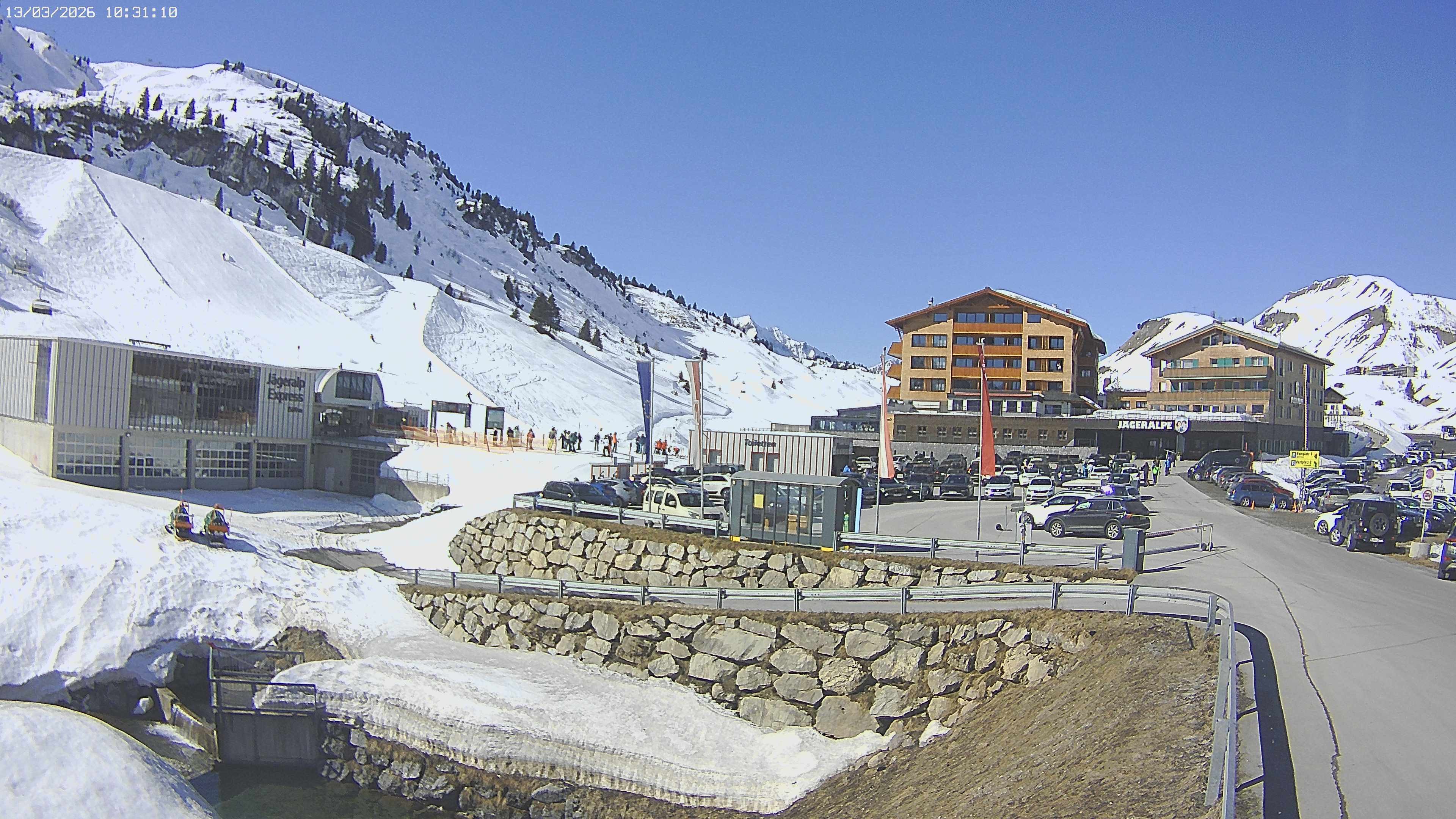 Archiv Foto Webcam Jägeralpe: Blick aufs Hotel