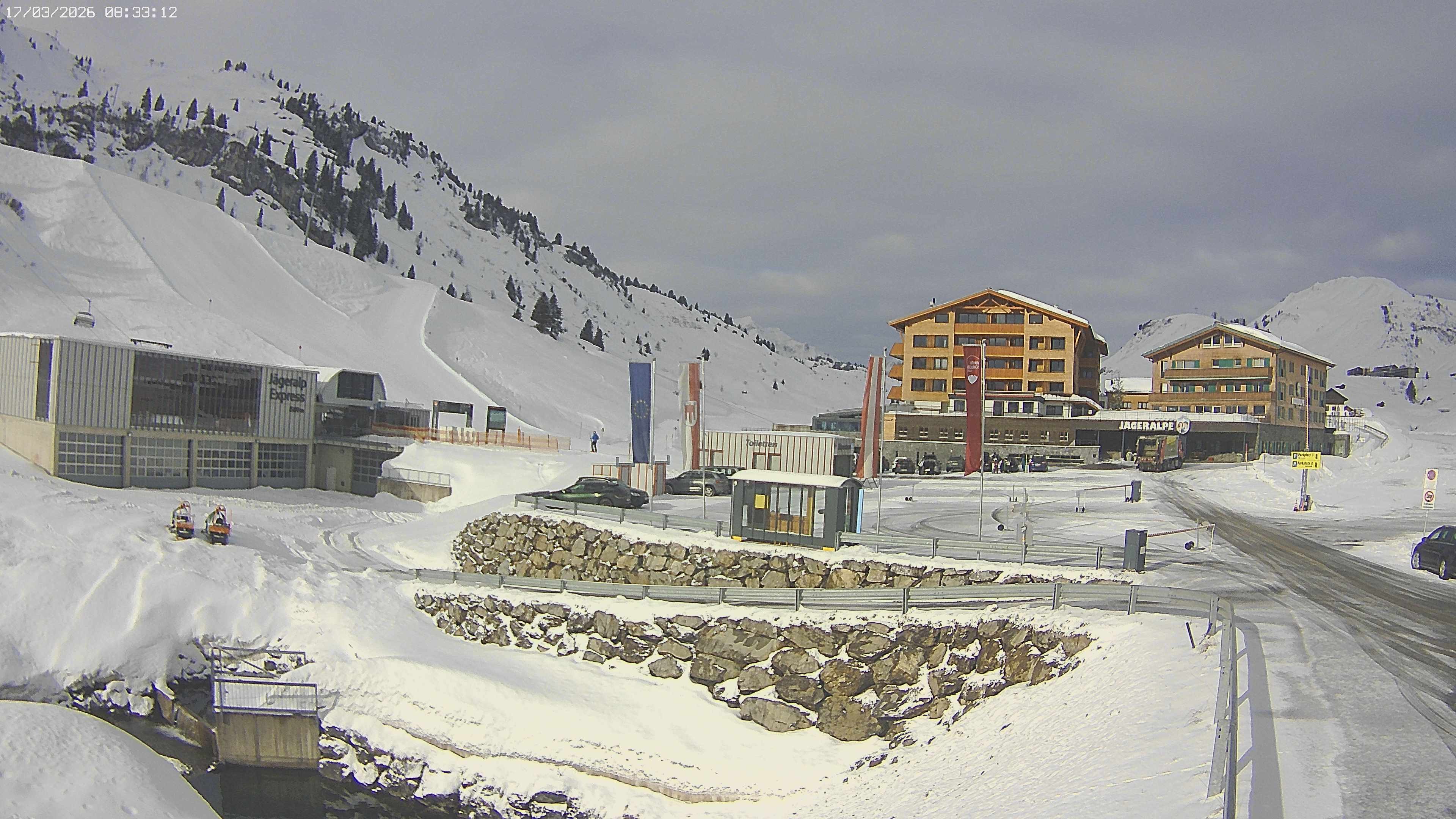 Archiv Foto Webcam Jägeralpe: Blick aufs Hotel