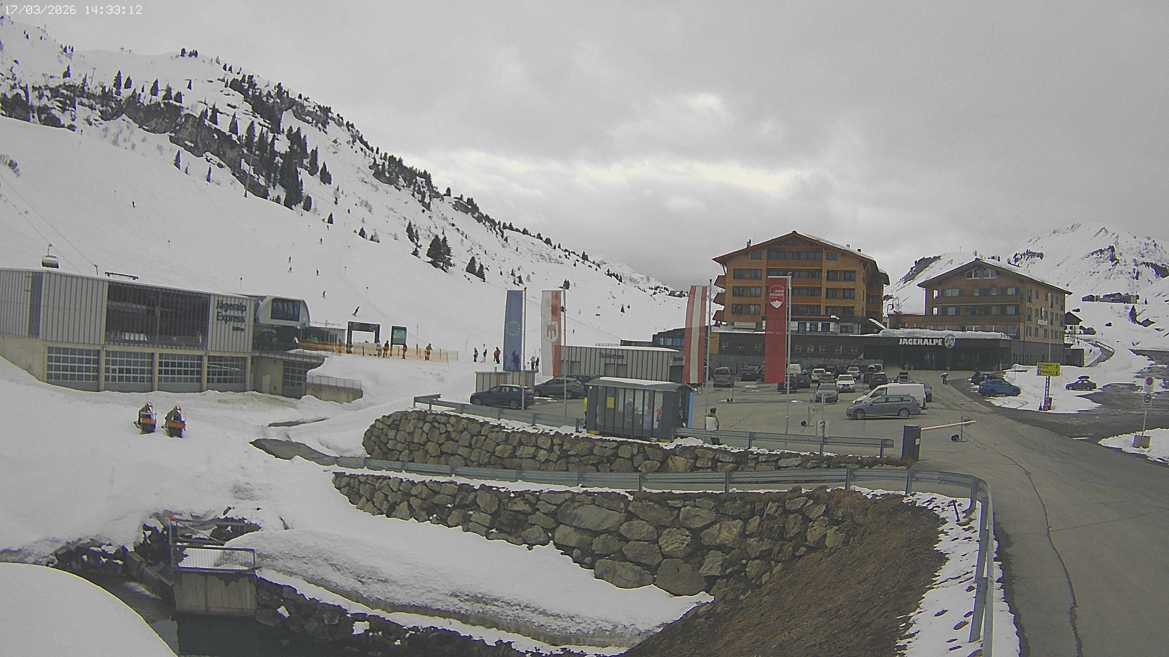 Archiv Foto Webcam Jägeralpe: Blick aufs Hotel