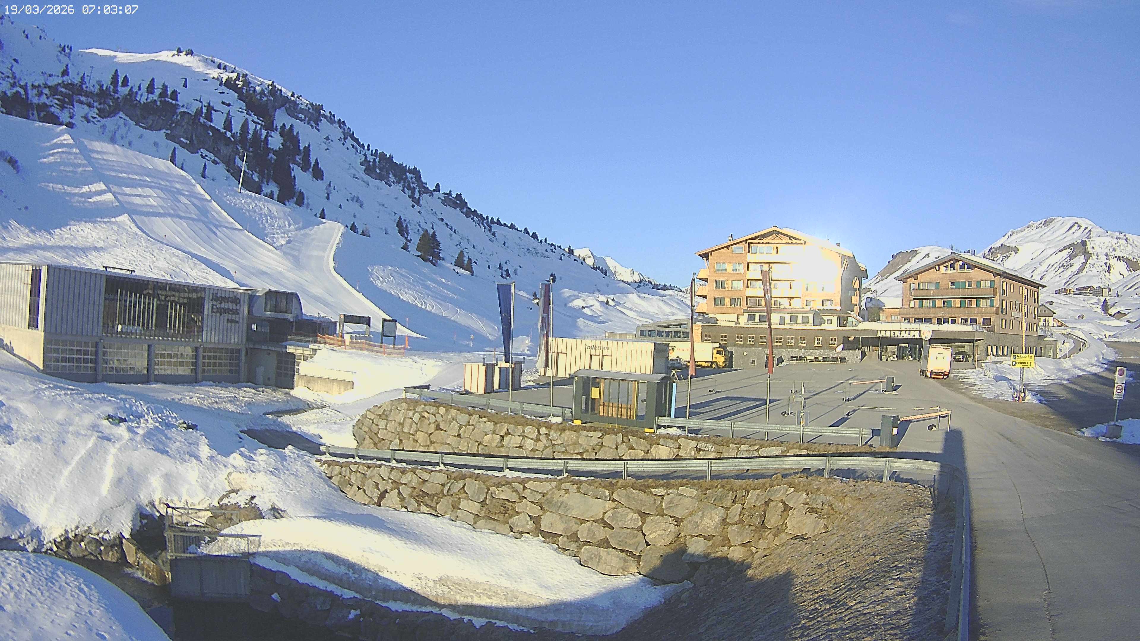 Archiv Foto Webcam Jägeralpe: Blick aufs Hotel