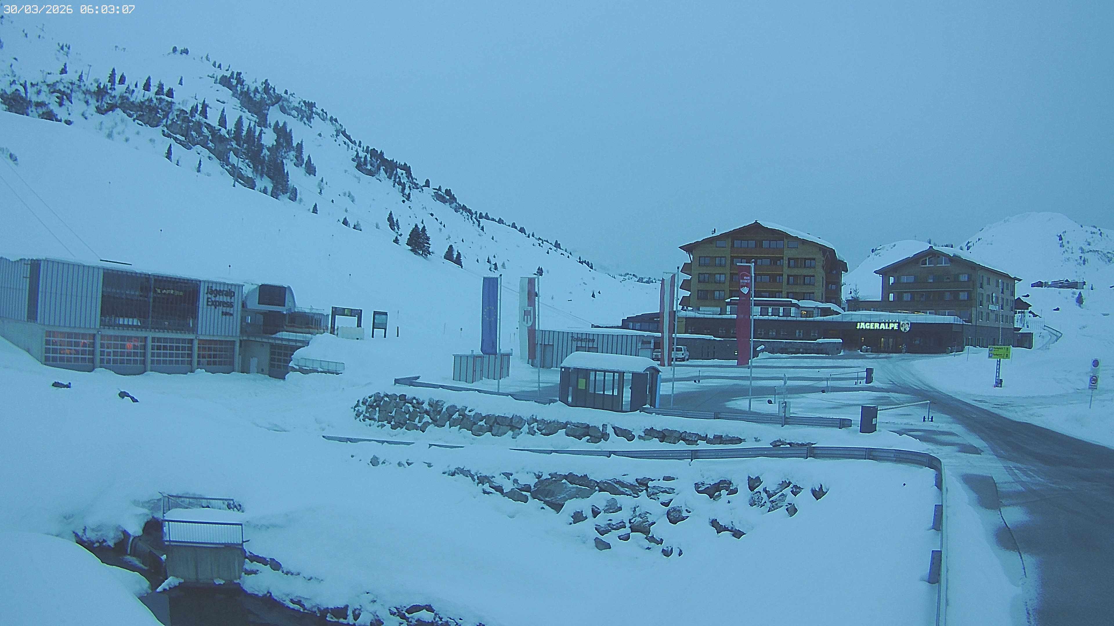 Archiv Foto Webcam Jägeralpe: Blick aufs Hotel