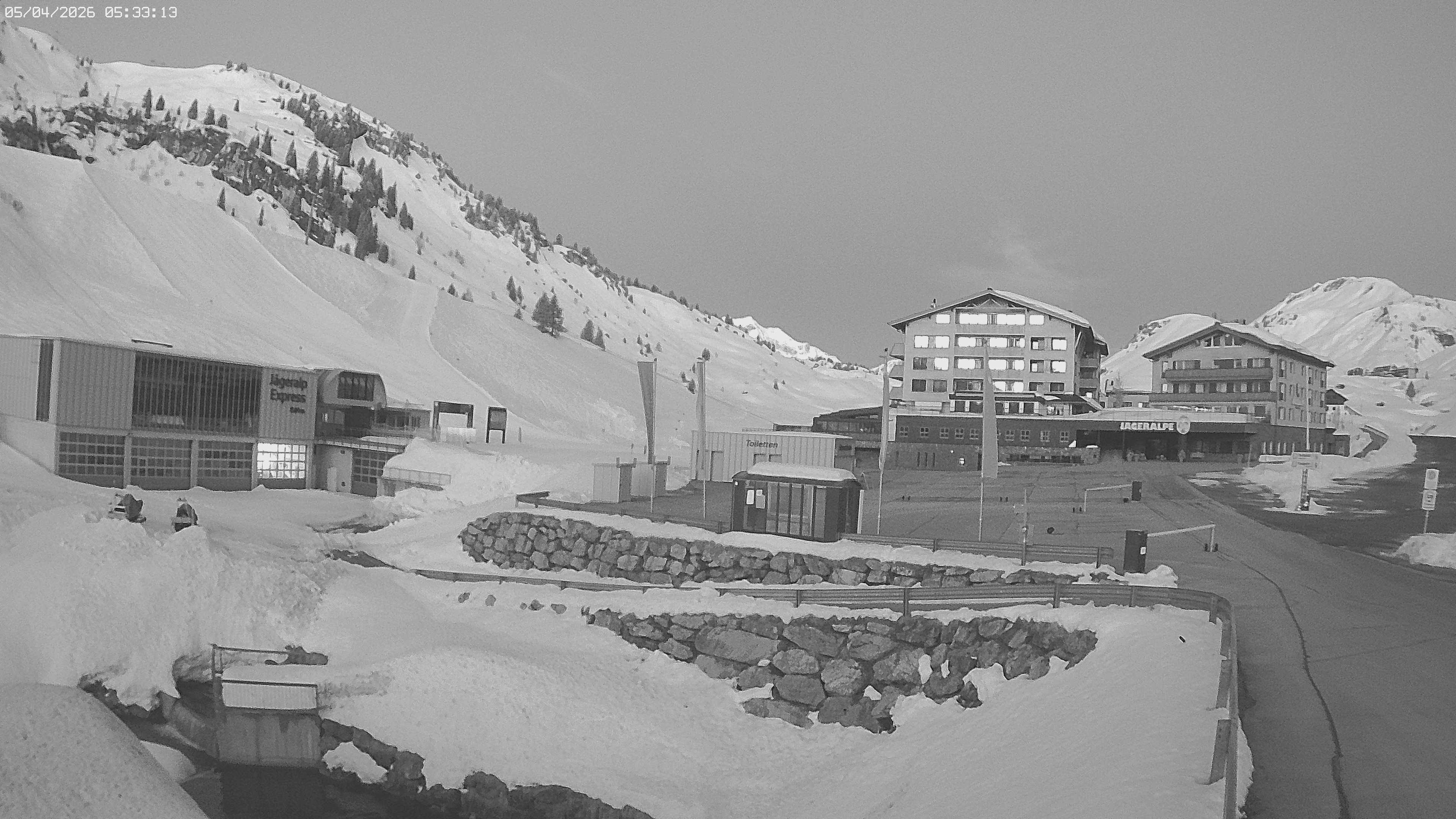Archived image Webcam Jägeralpe: View Hotel