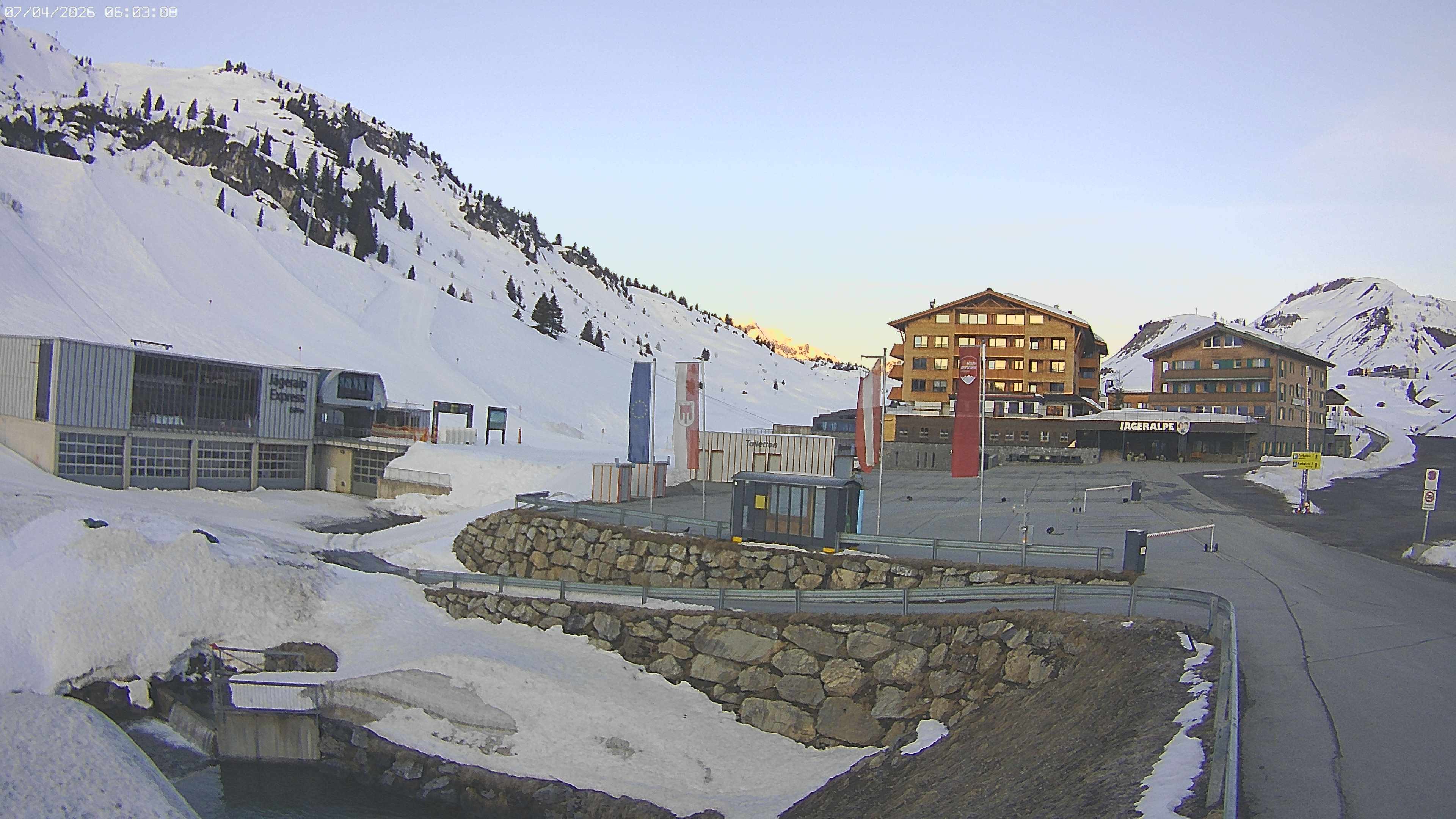 Archiv Foto Webcam Jägeralpe: Blick aufs Hotel