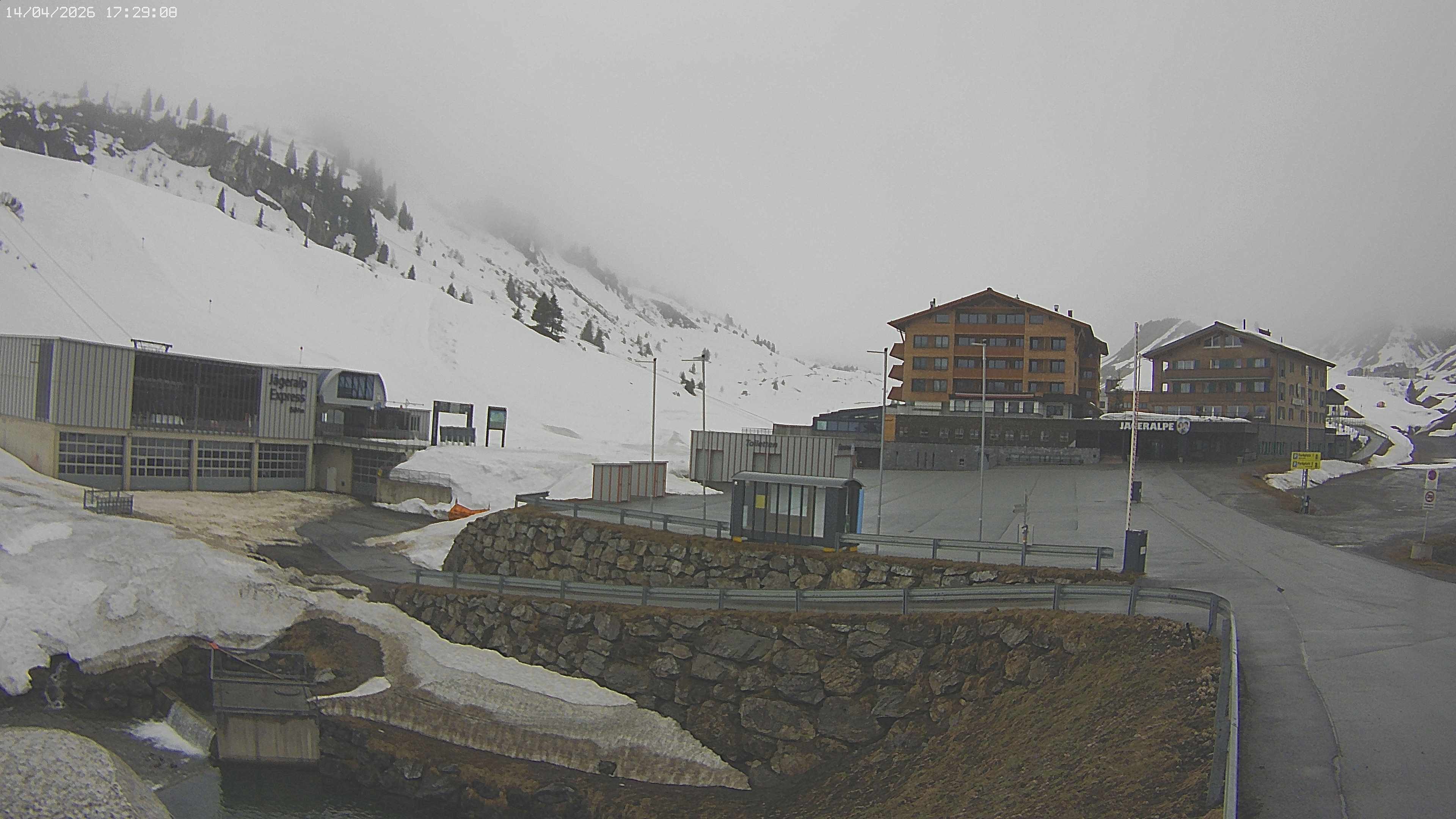 Archiv Foto Webcam Jägeralpe: Blick aufs Hotel