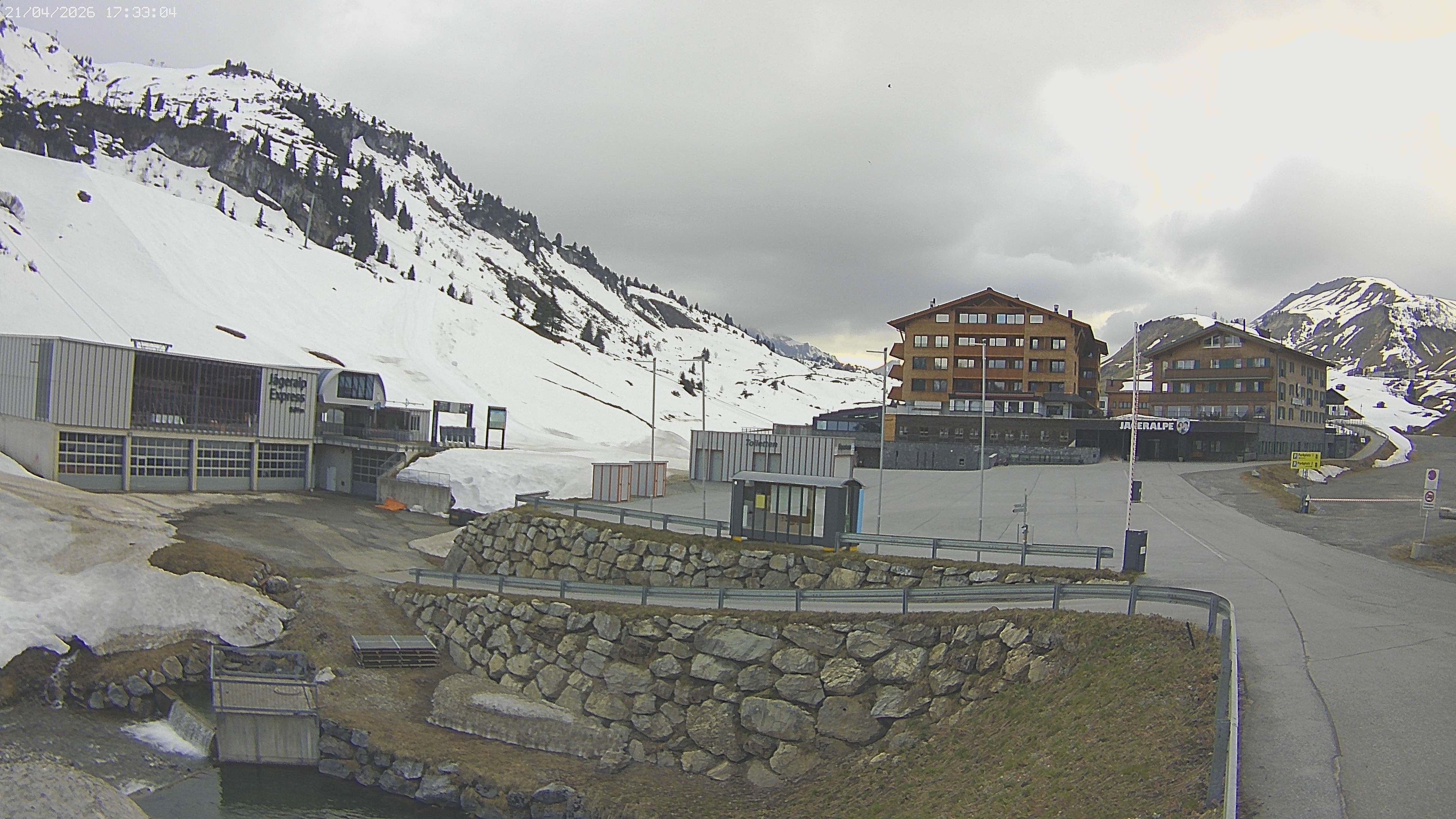 Archiv Foto Webcam Jägeralpe: Blick aufs Hotel