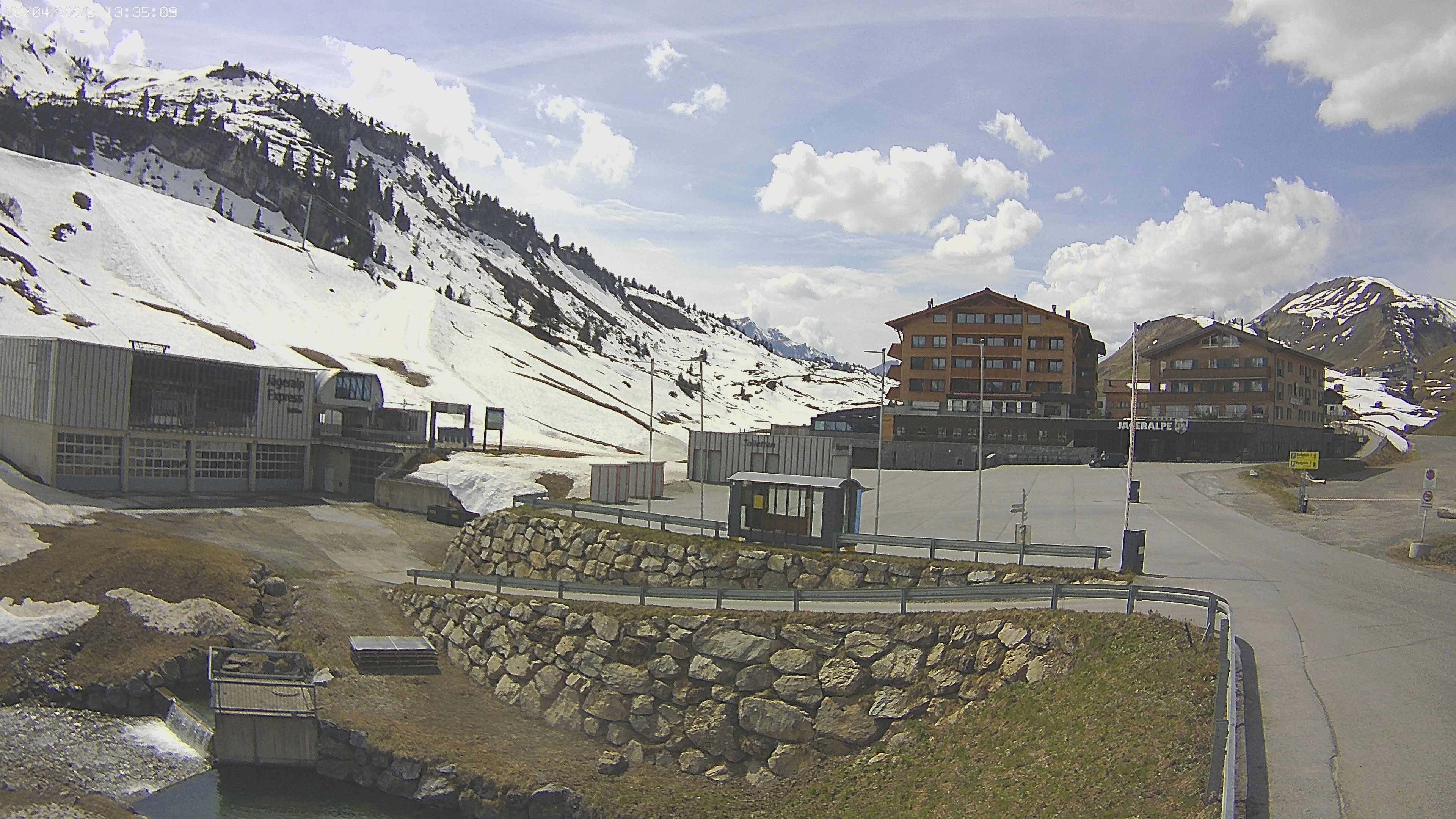 Archiv Foto Webcam Jägeralpe: Blick aufs Hotel