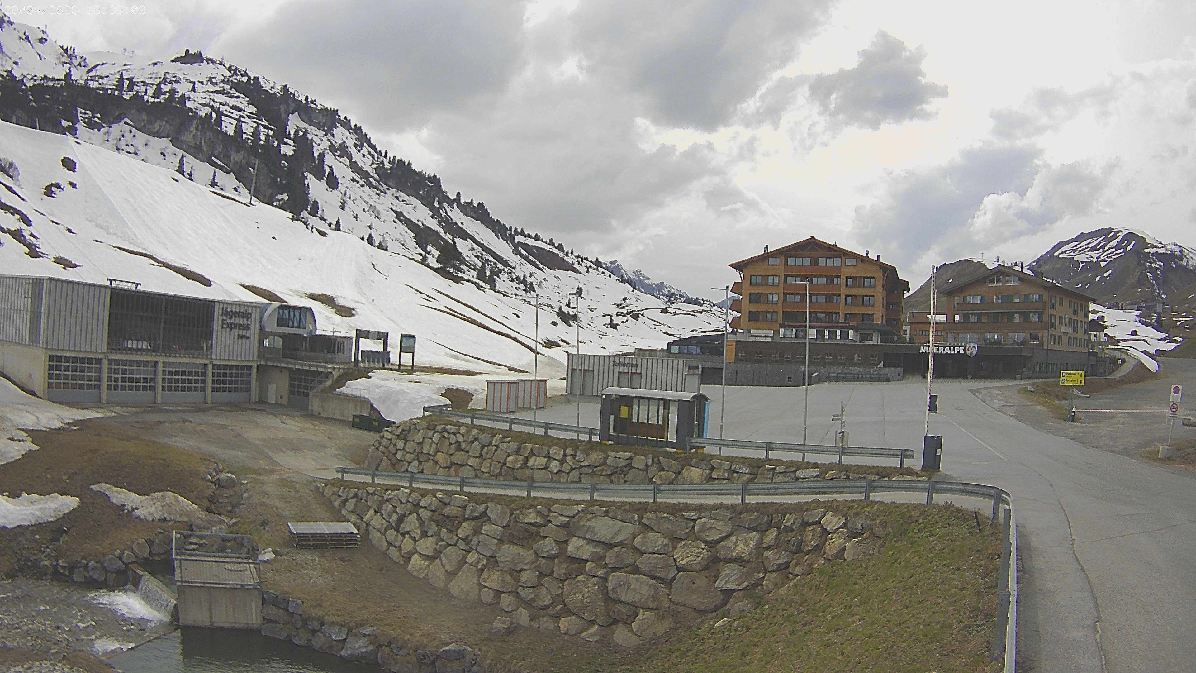 Archiv Foto Webcam Jägeralpe: Blick aufs Hotel