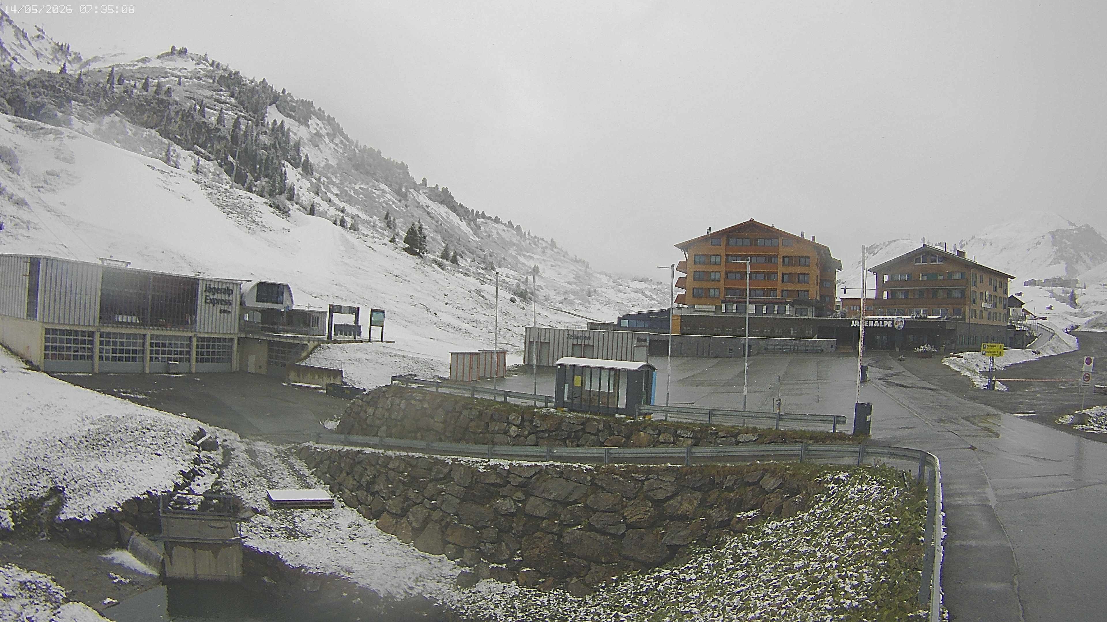 Archiv Foto Webcam Jägeralpe: Blick aufs Hotel