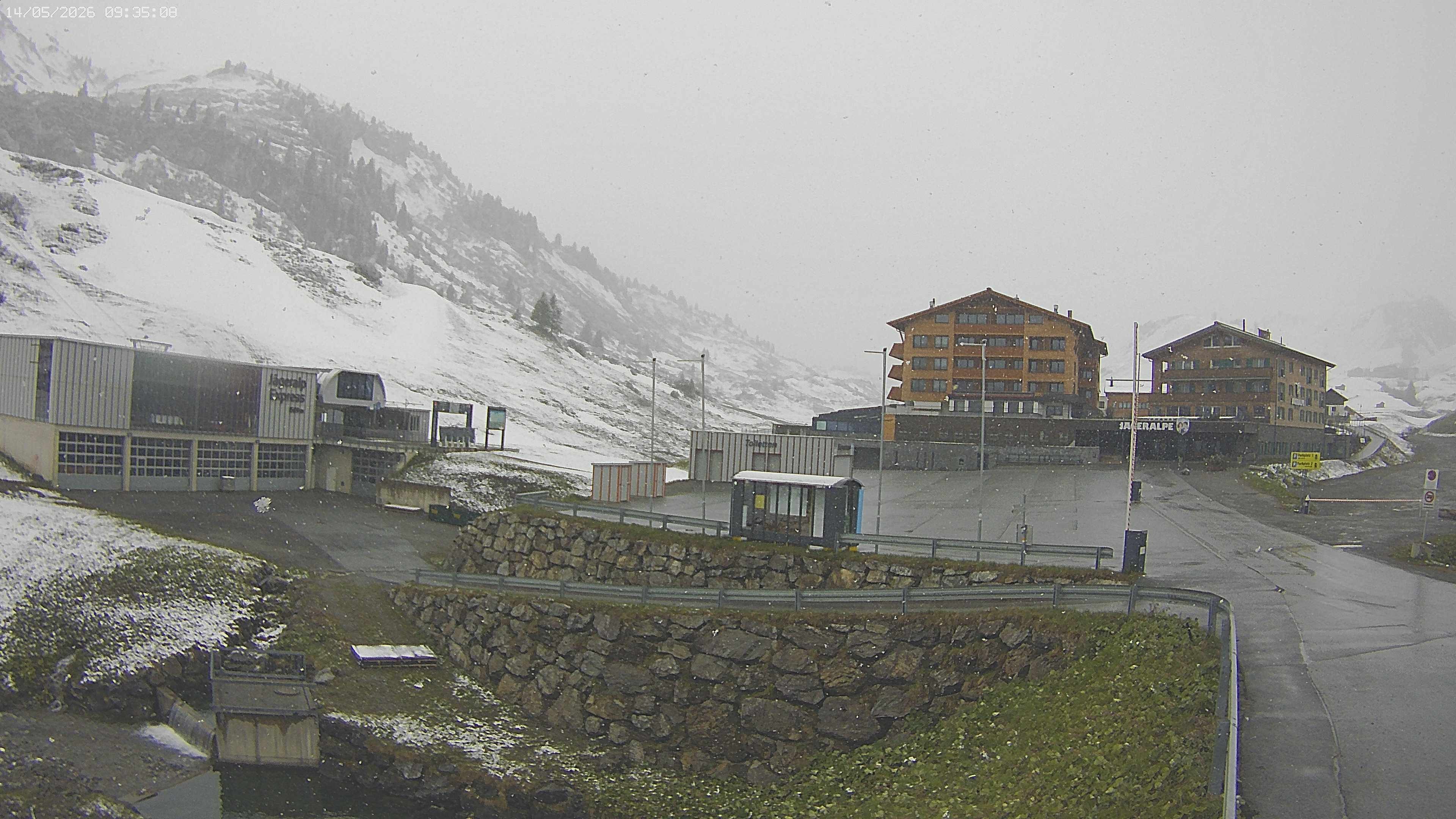 Archiv Foto Webcam Jägeralpe: Blick aufs Hotel