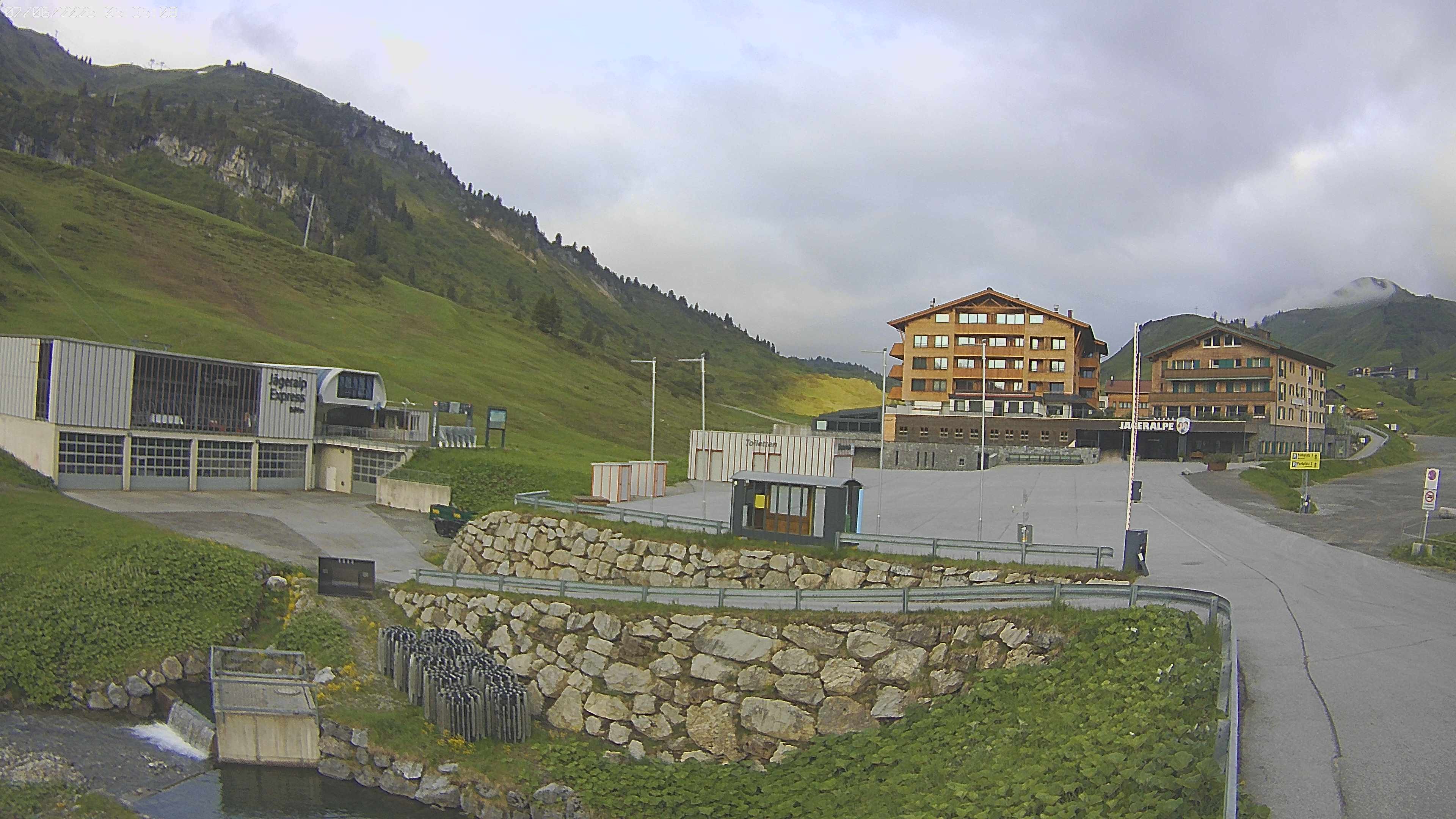 Archiv Foto Webcam Jägeralpe: Blick aufs Hotel