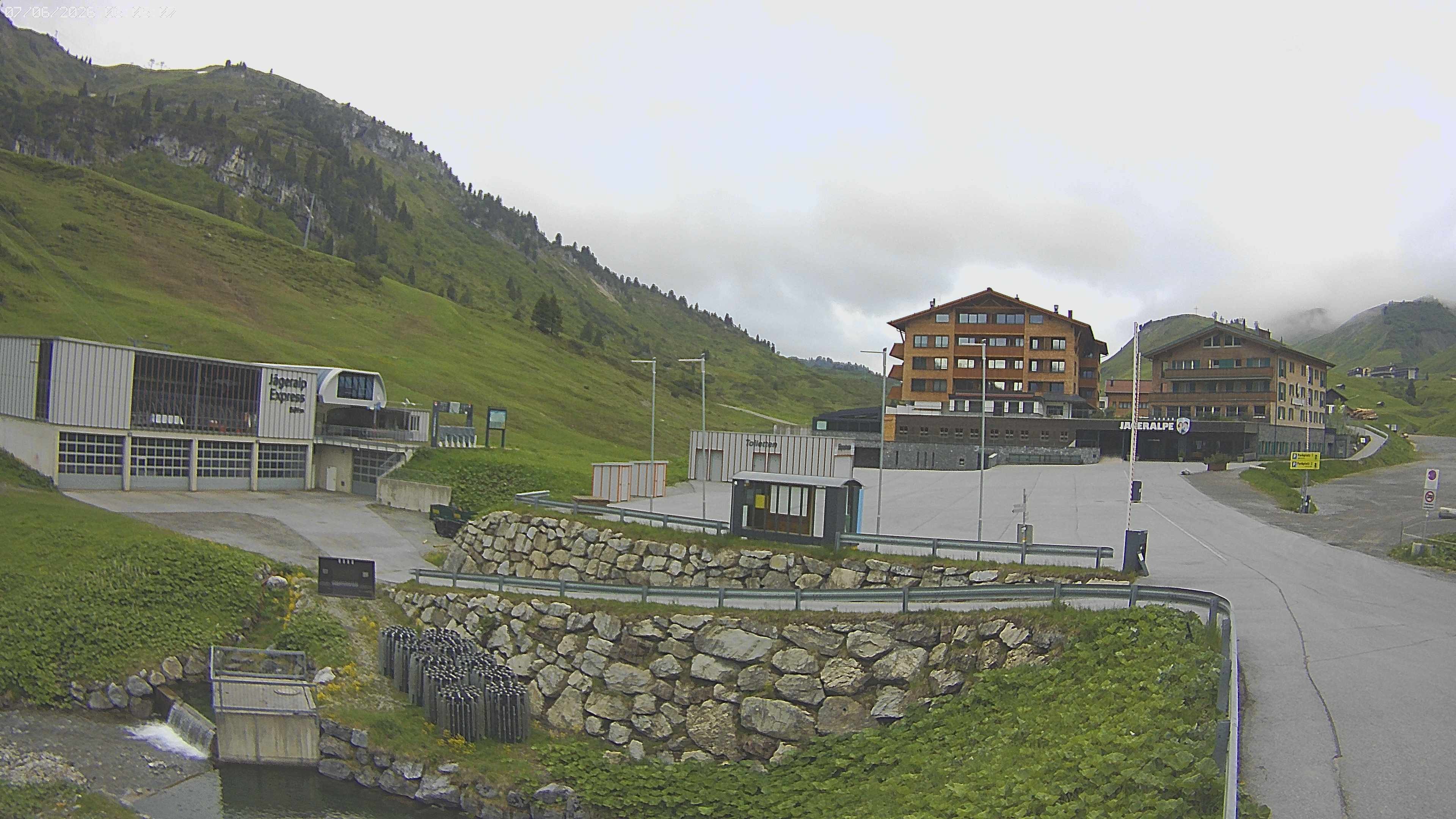 Archiv Foto Webcam Jägeralpe: Blick aufs Hotel