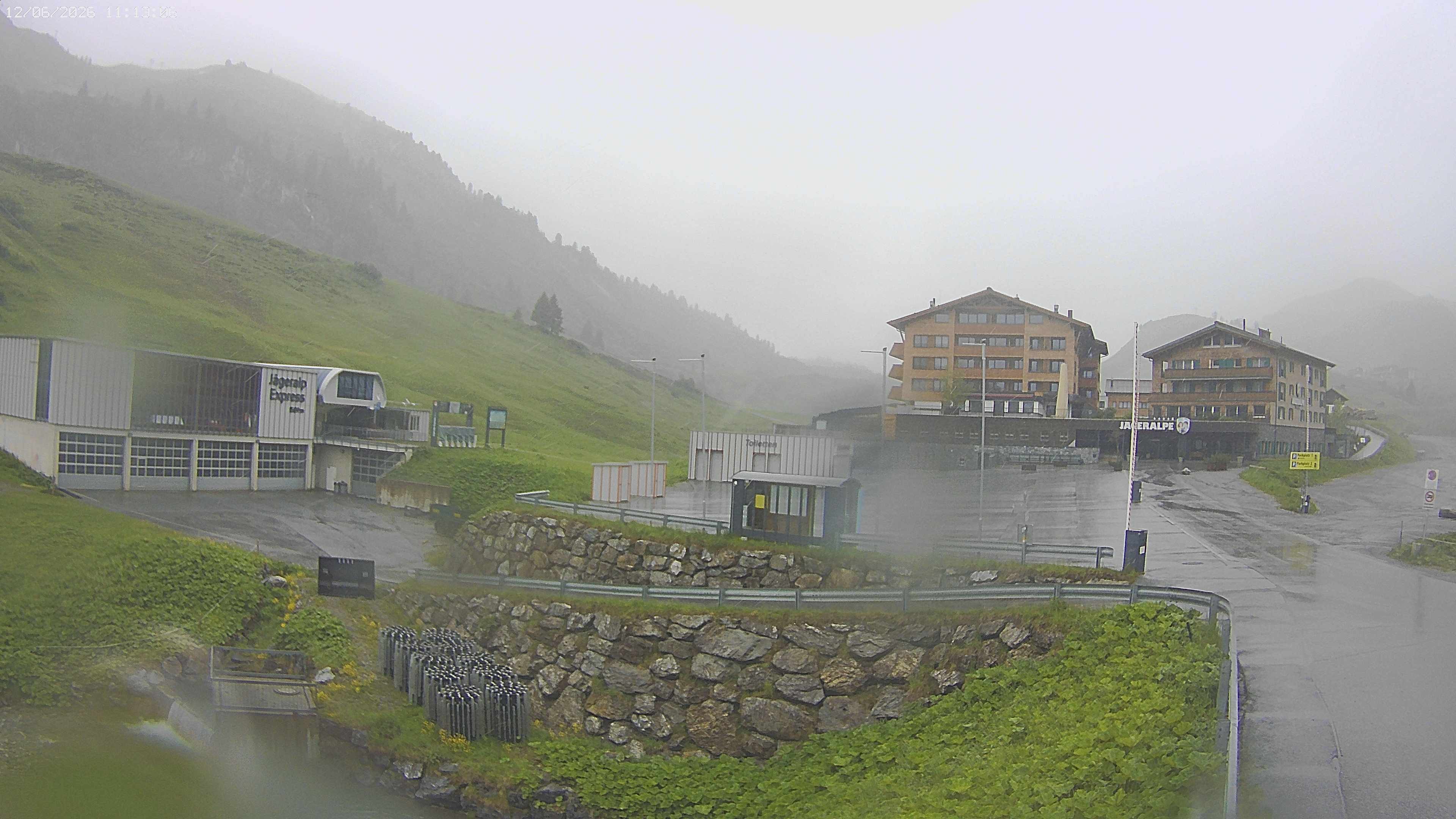 Archiv Foto Webcam Jägeralpe: Blick aufs Hotel