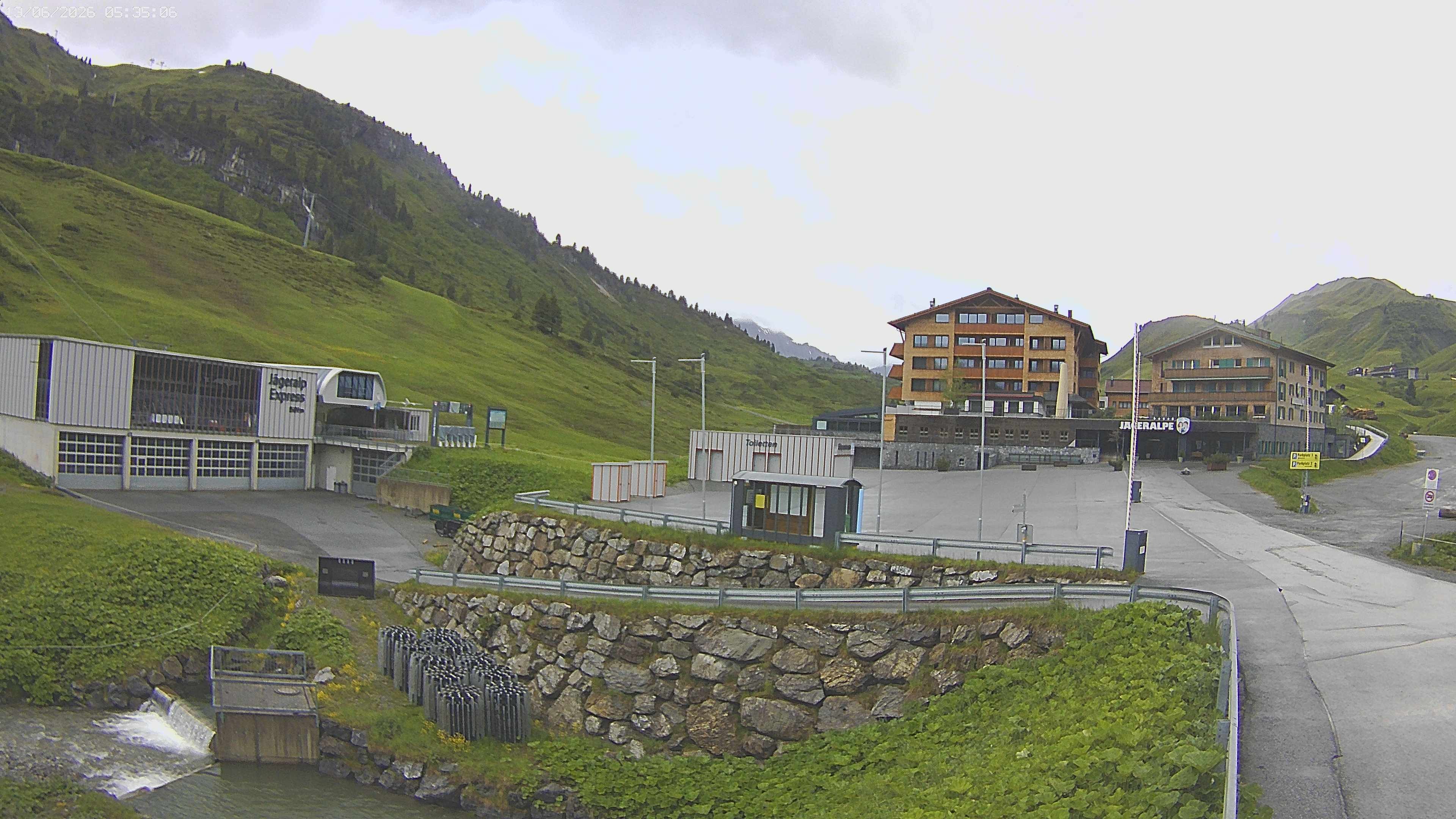 Archiv Foto Webcam Jägeralpe: Blick aufs Hotel