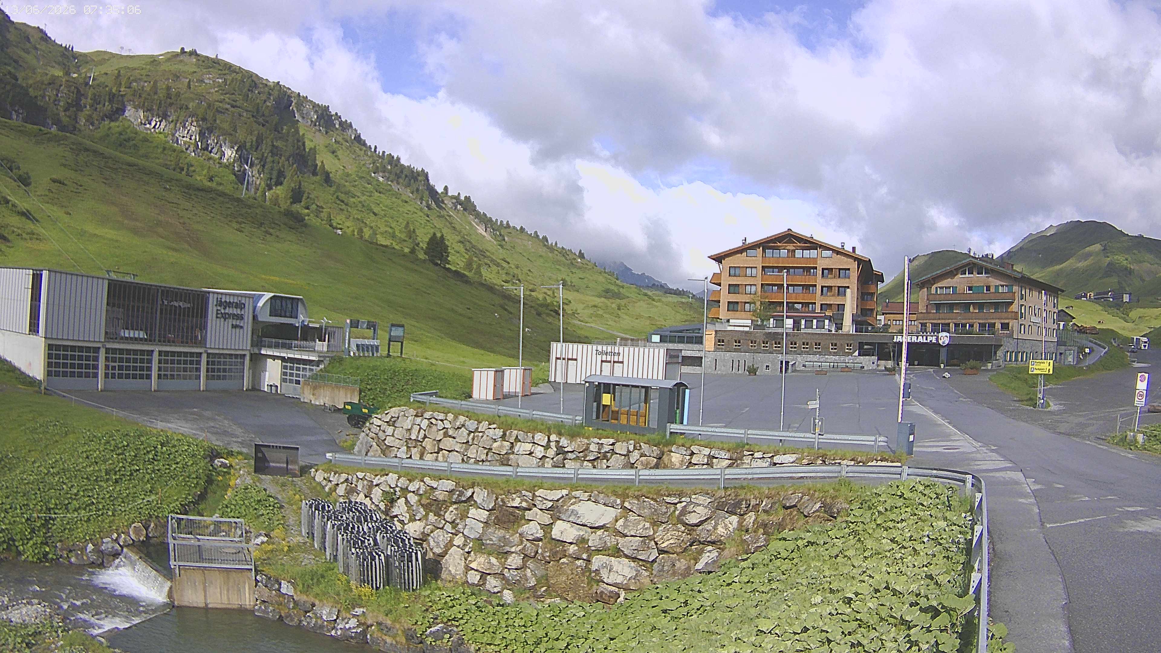 Archiv Foto Webcam Jägeralpe: Blick aufs Hotel