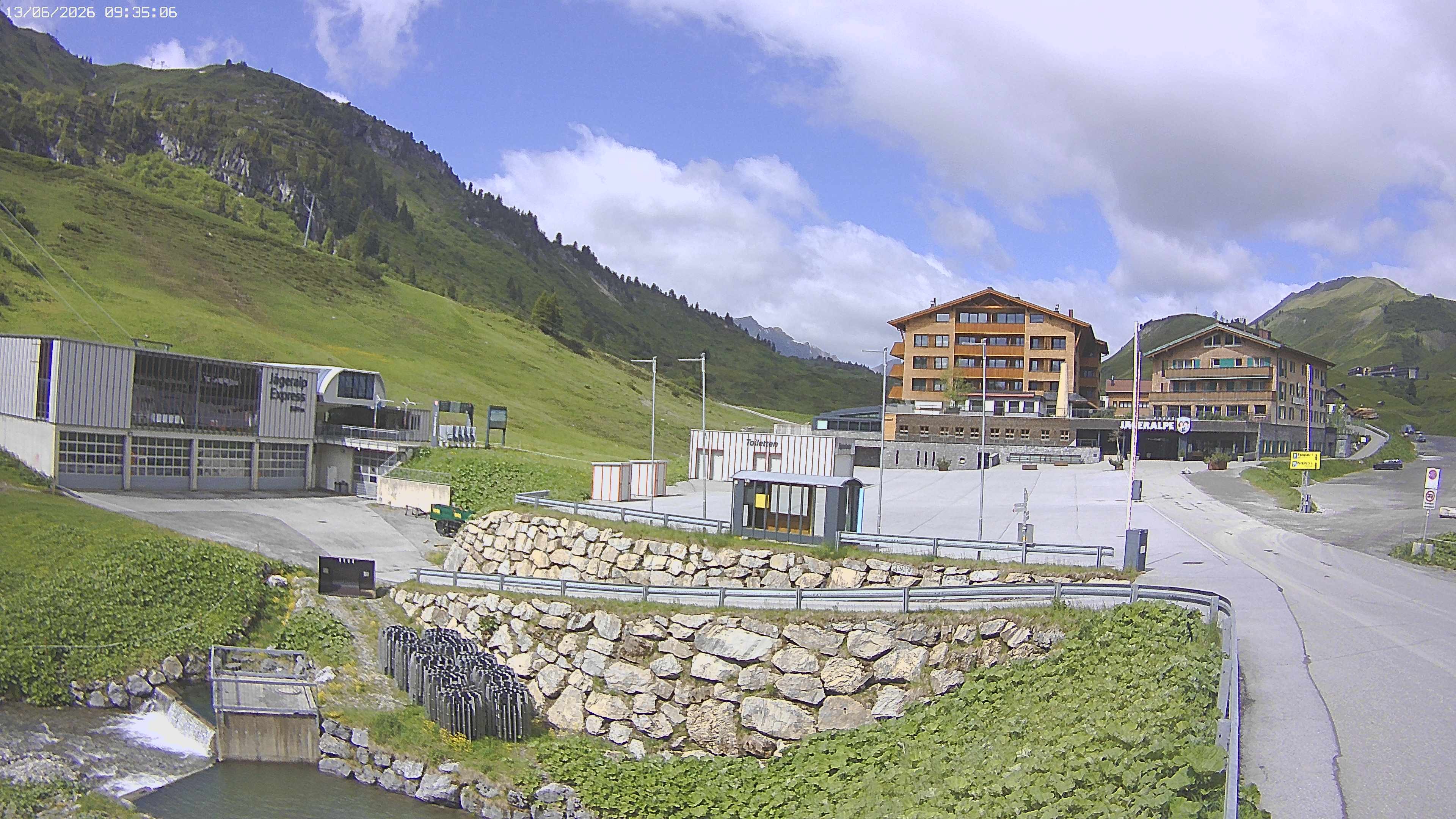 Archiv Foto Webcam Jägeralpe: Blick aufs Hotel