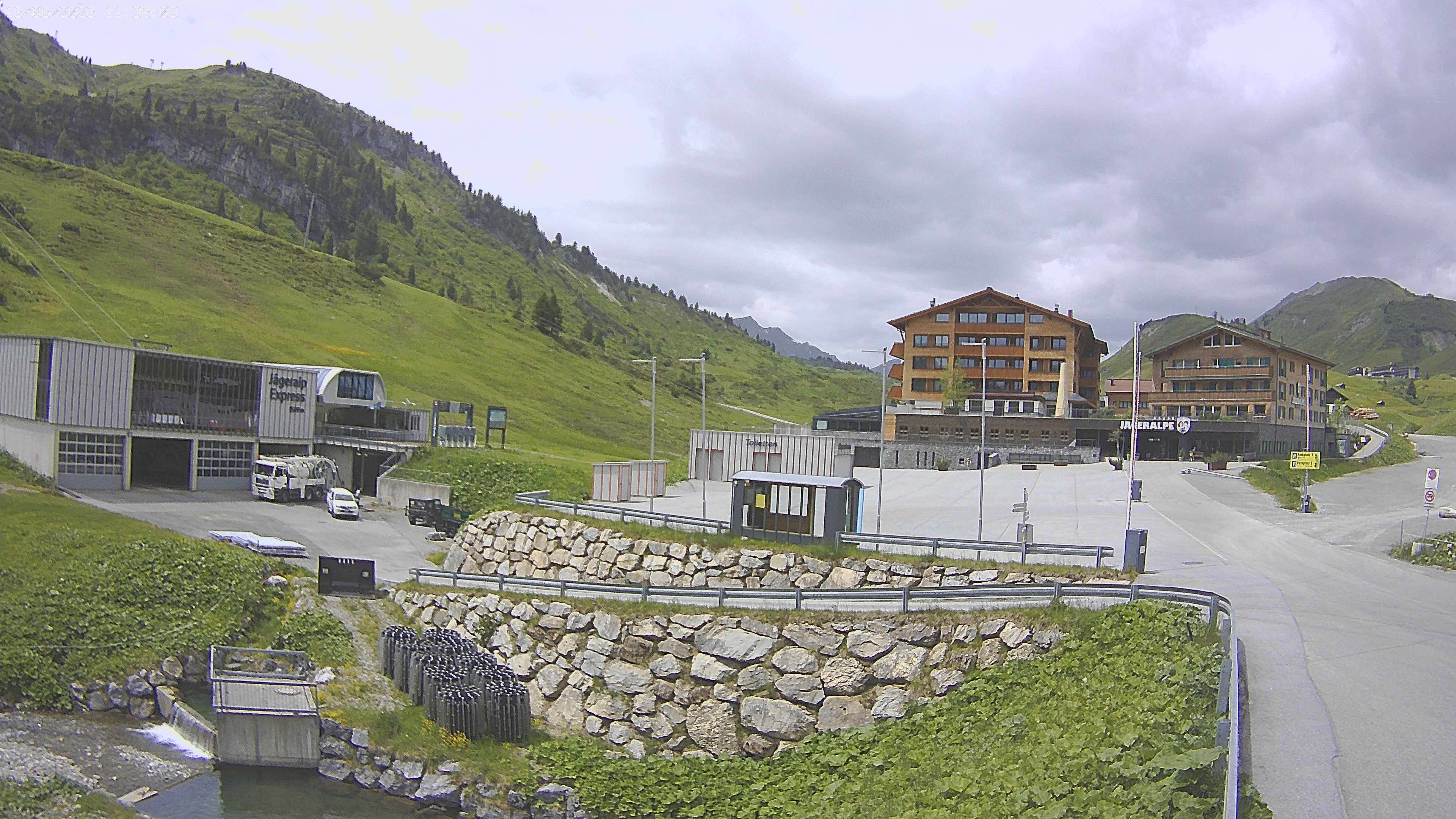 Archiv Foto Webcam Jägeralpe: Blick aufs Hotel