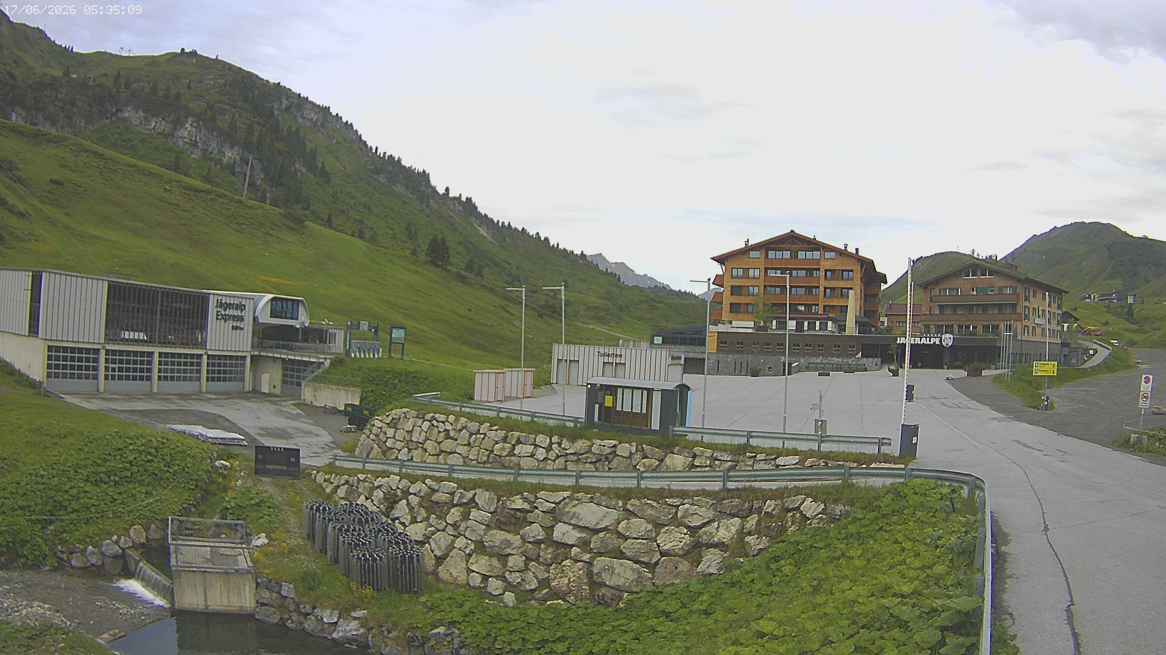 Archiv Foto Webcam Jägeralpe: Blick aufs Hotel