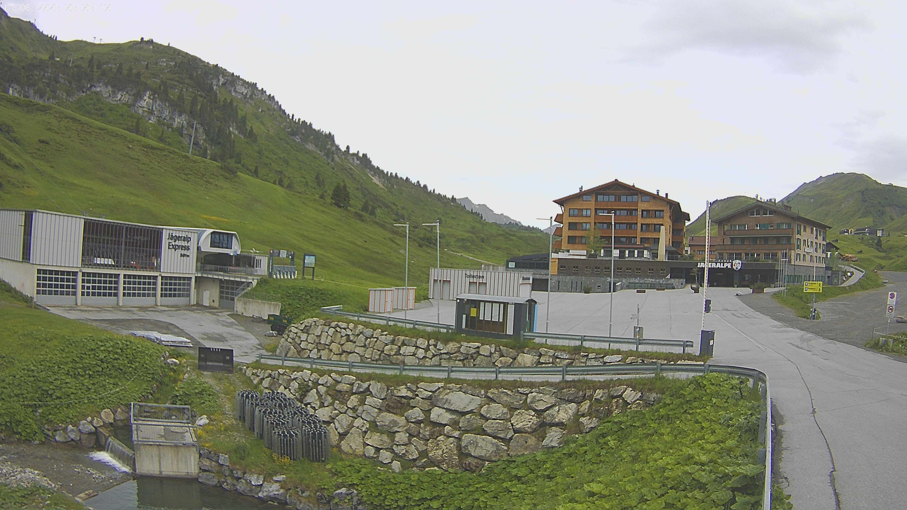 Archiv Foto Webcam Jägeralpe: Blick aufs Hotel