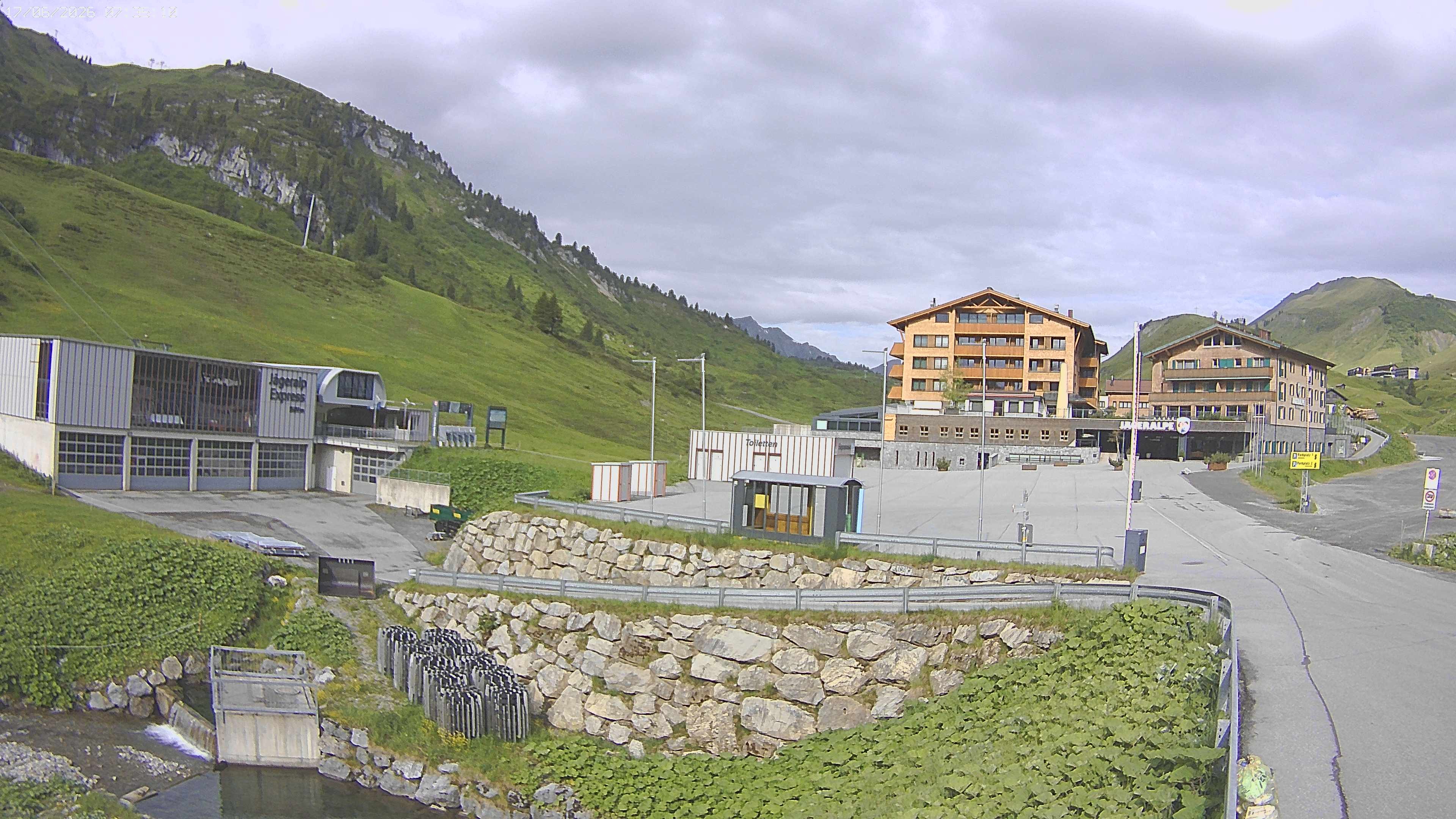Archiv Foto Webcam Jägeralpe: Blick aufs Hotel
