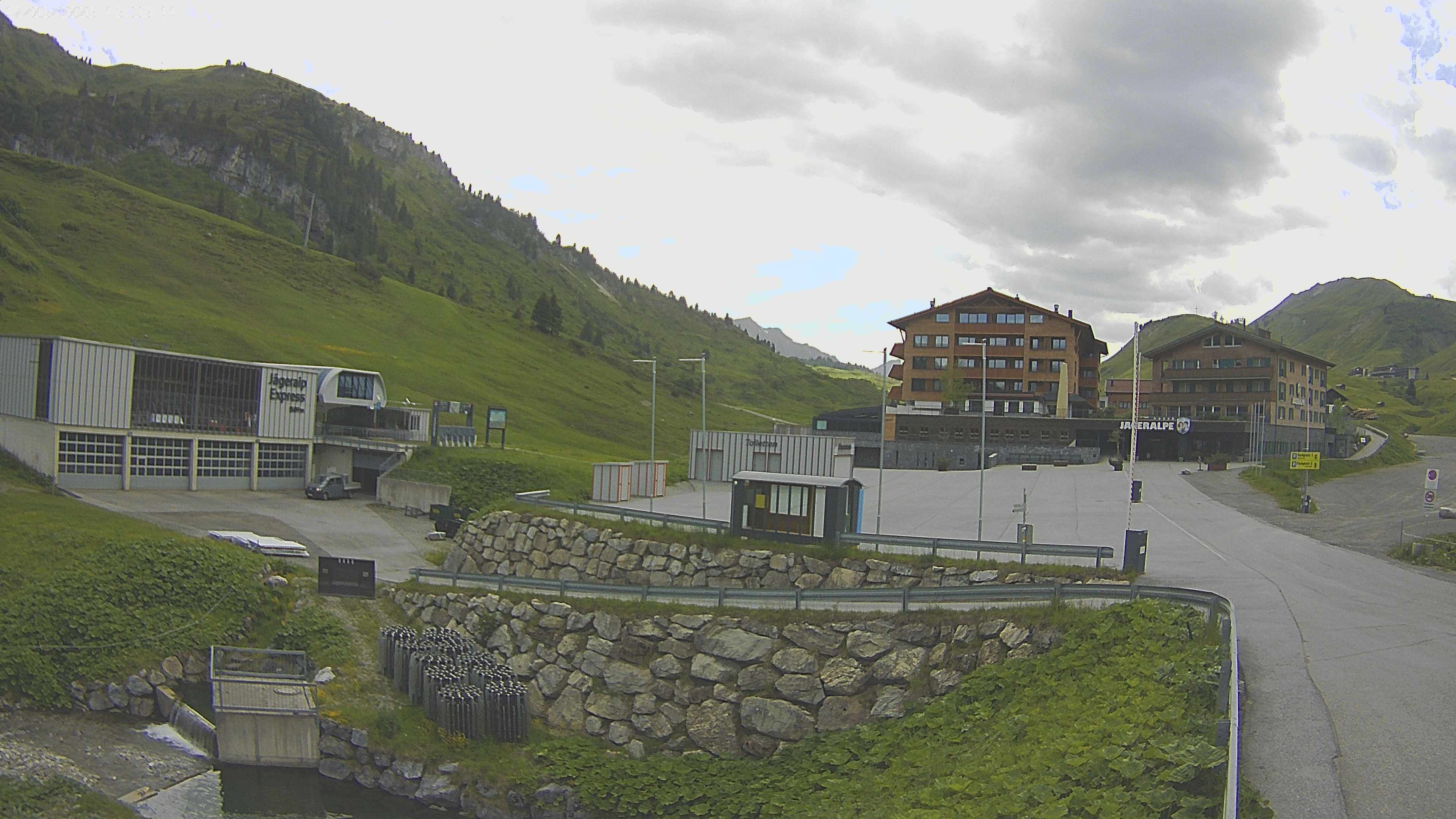 Archiv Foto Webcam Jägeralpe: Blick aufs Hotel