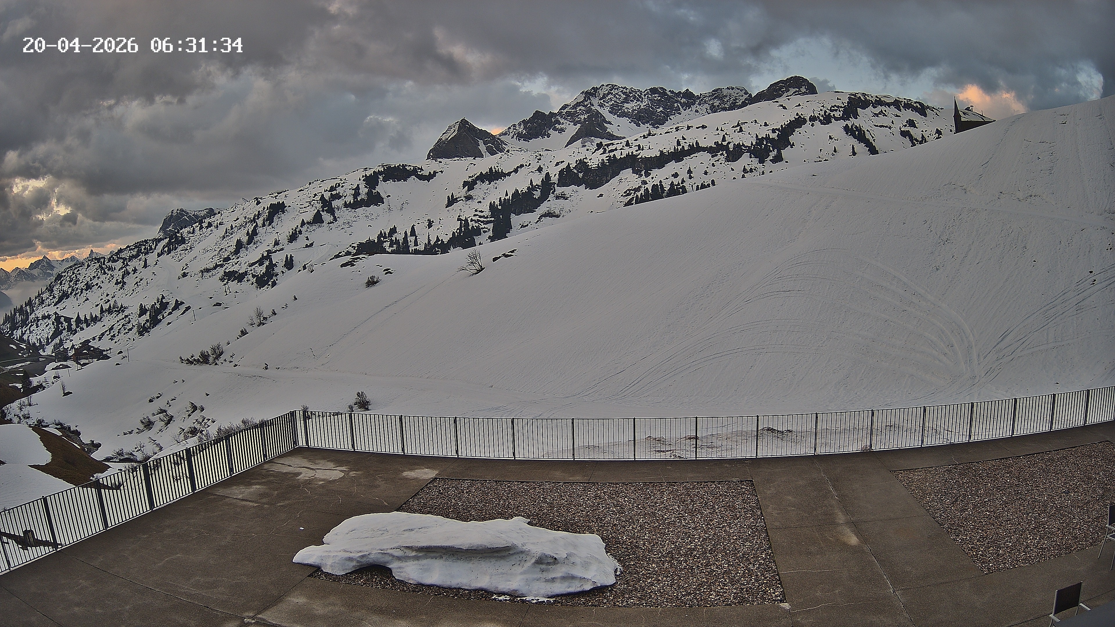 Archived image Webcam Hotel Adler at Warth