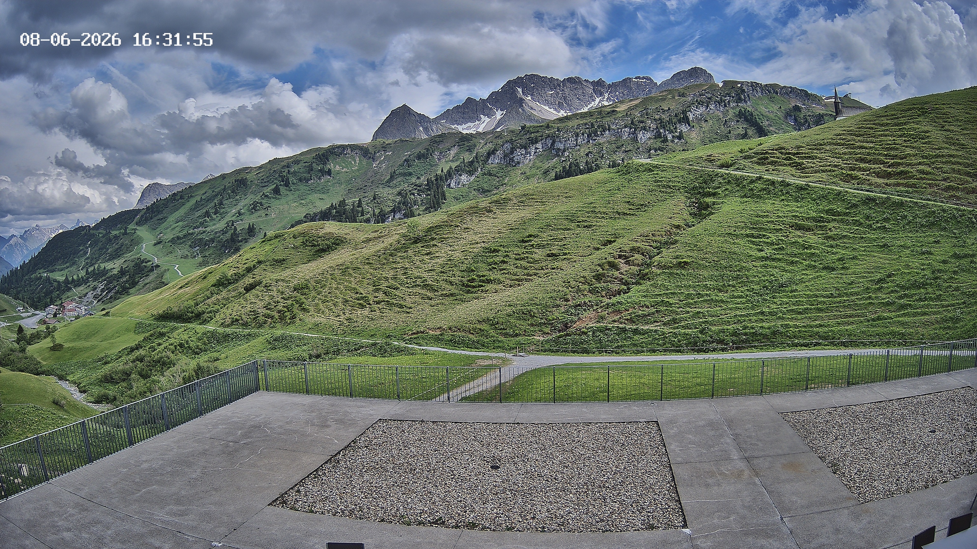 Archived image Webcam Hotel Adler at Warth