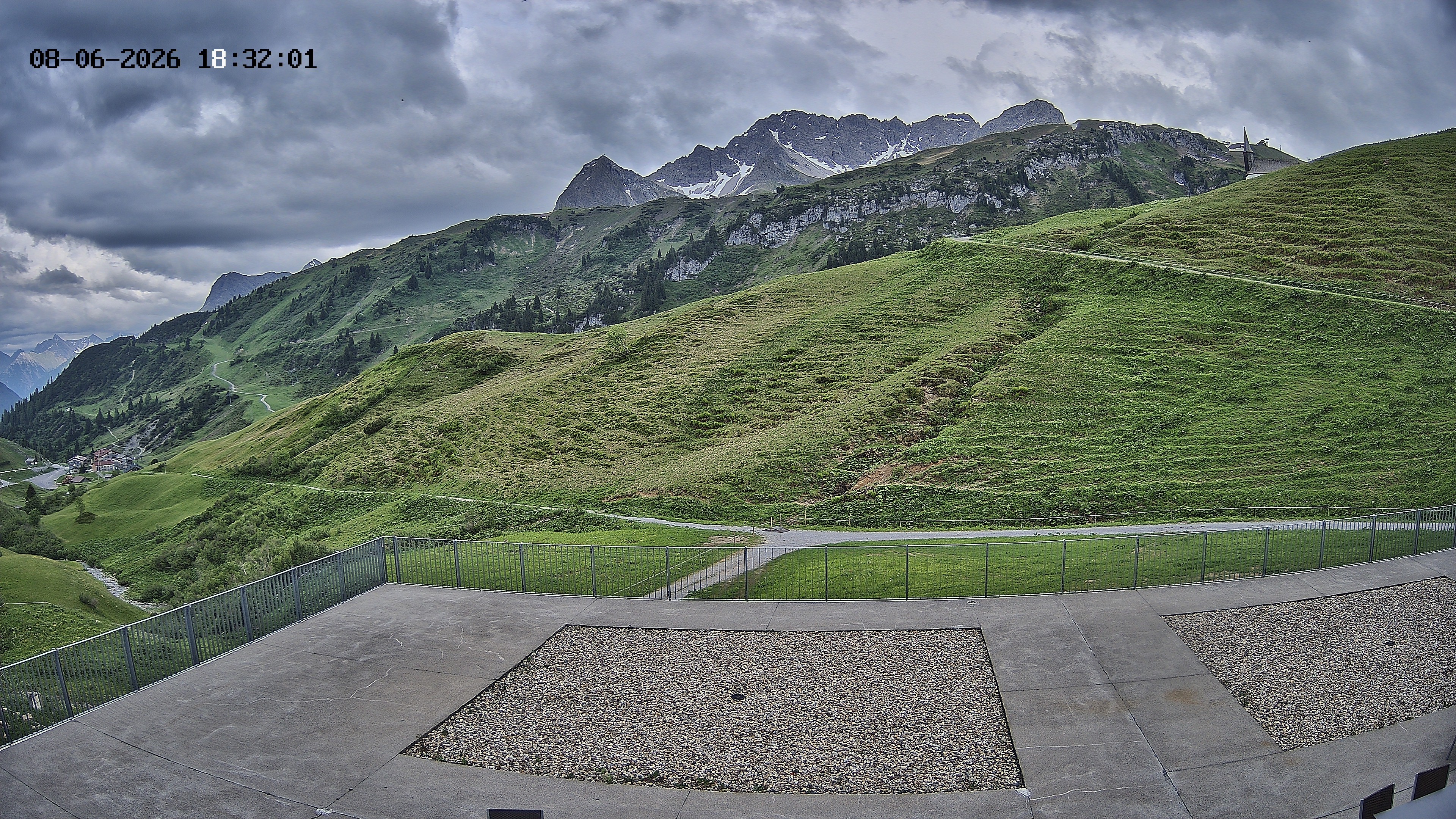 Archived image Webcam Hotel Adler at Warth