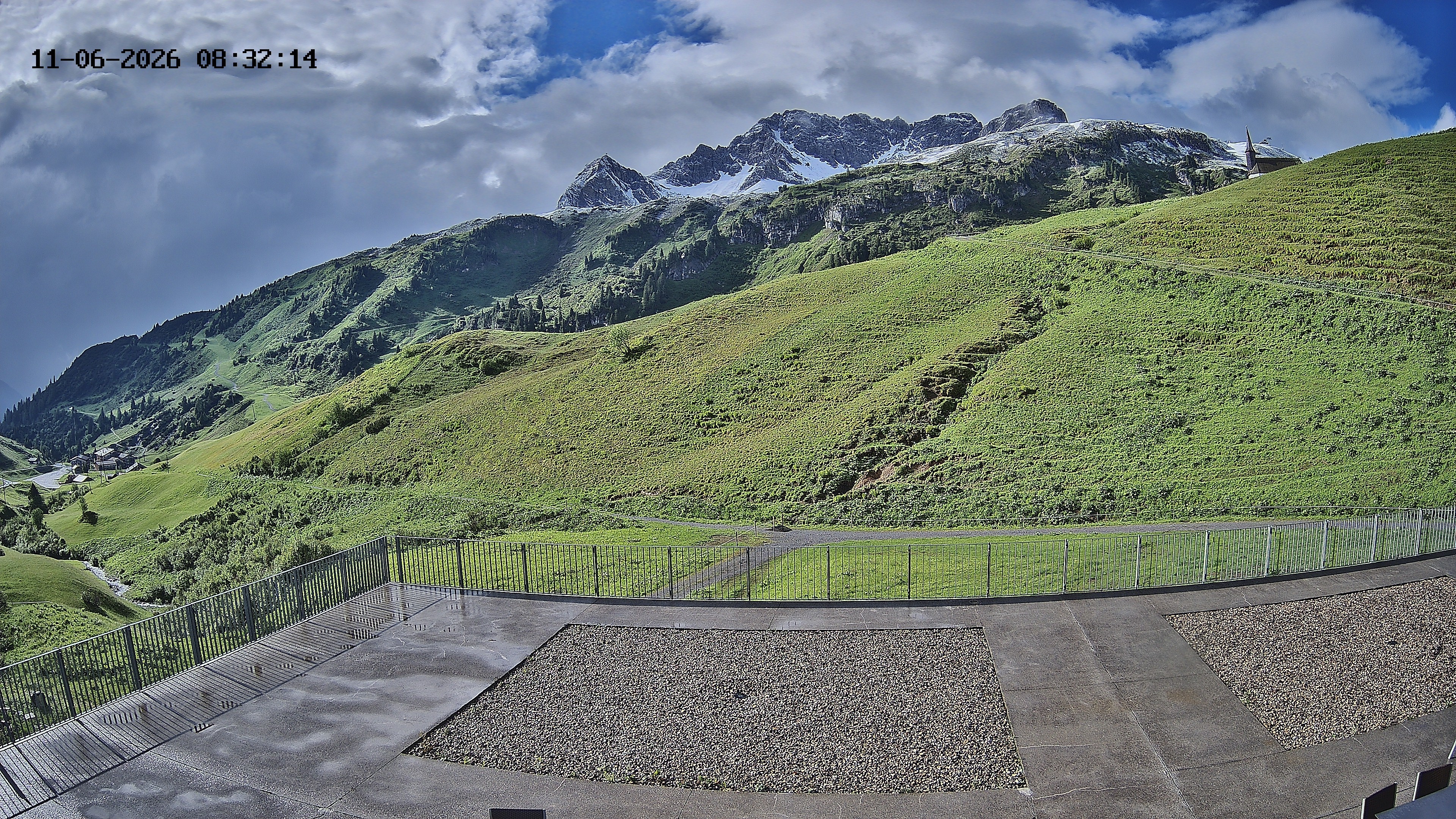 Archived image Webcam Hotel Adler at Warth