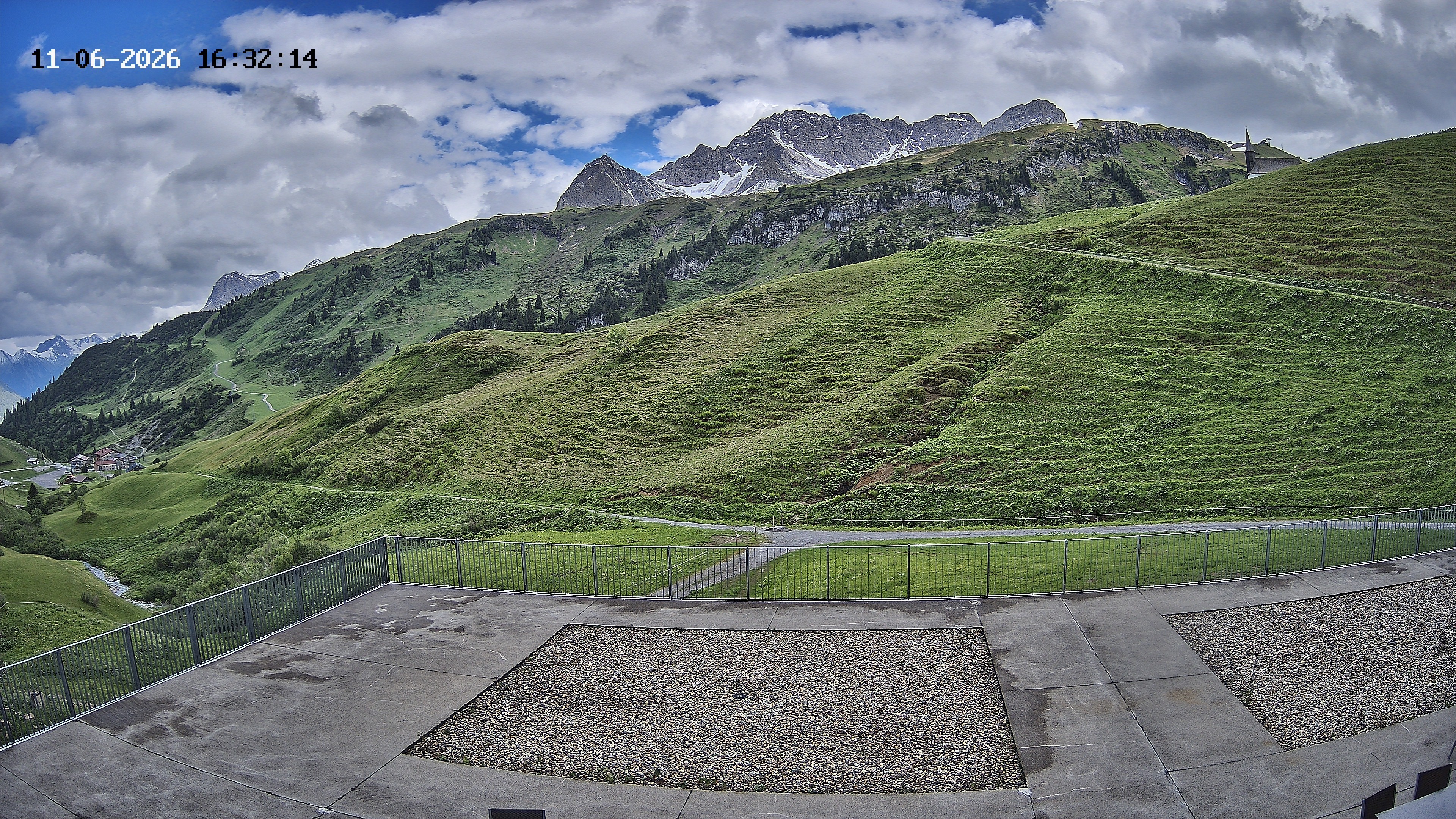 Archived image Webcam Hotel Adler at Warth