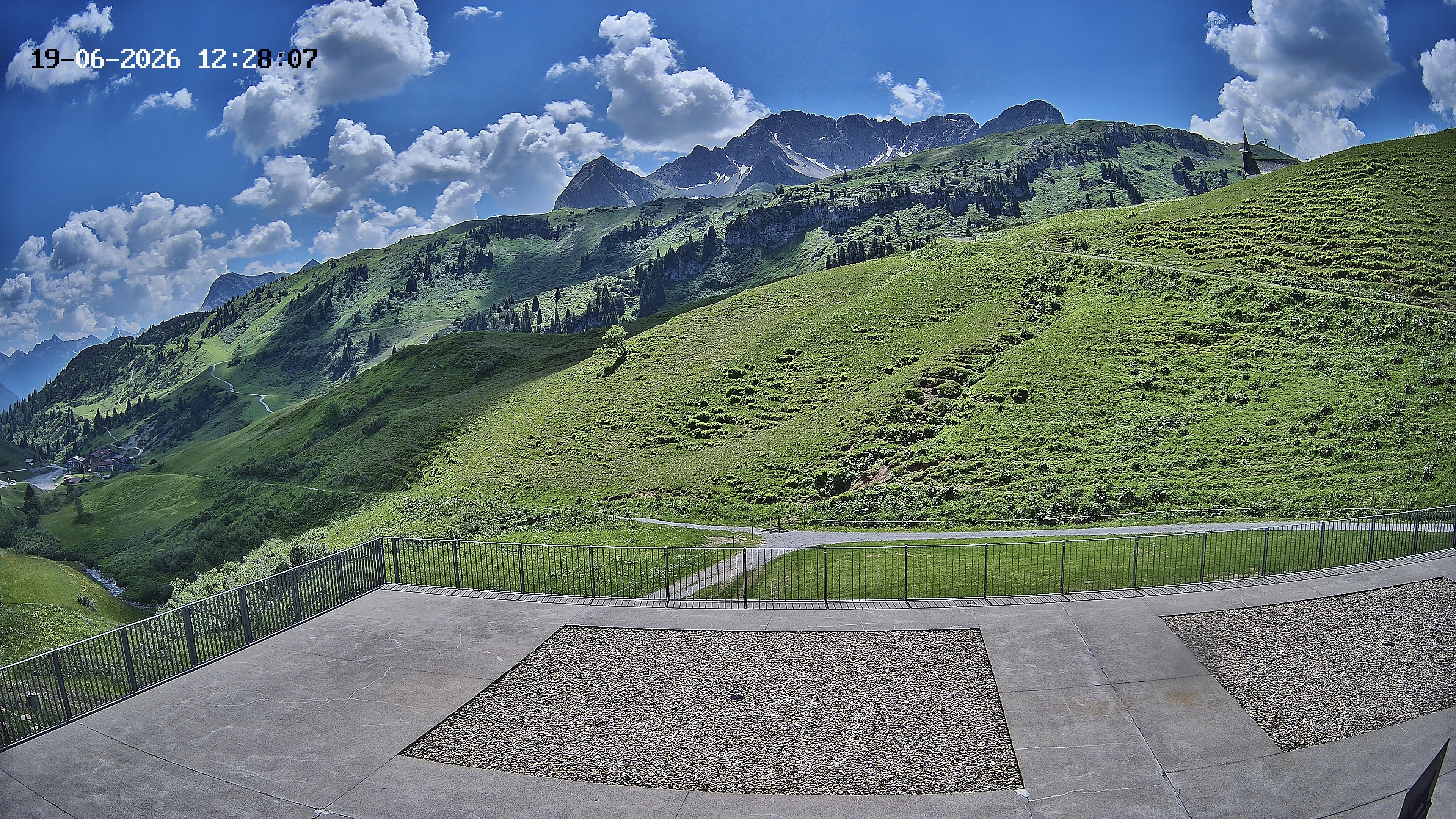 Archived image Webcam Hotel Adler at Warth