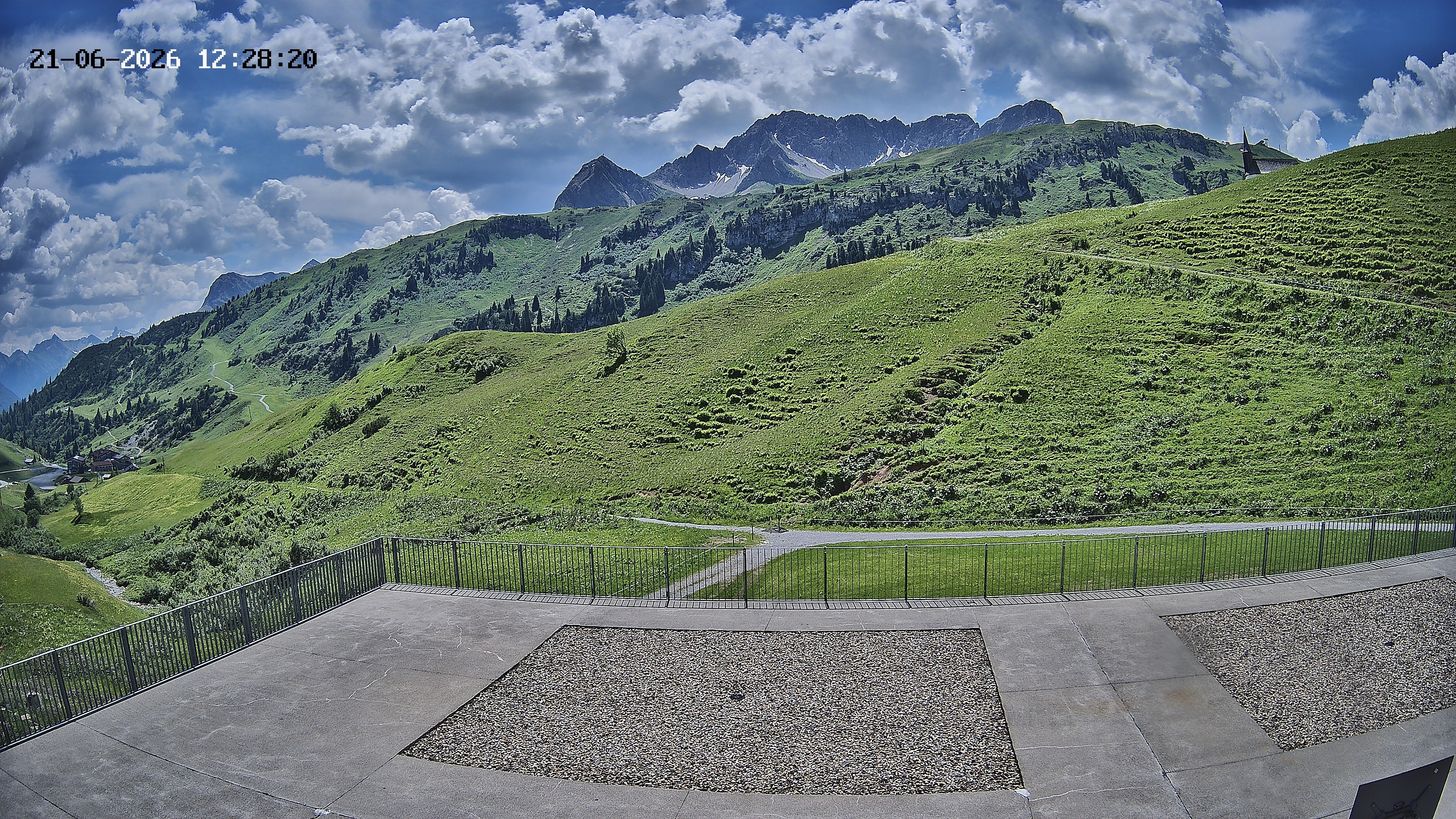 Archived image Webcam Hotel Adler at Warth