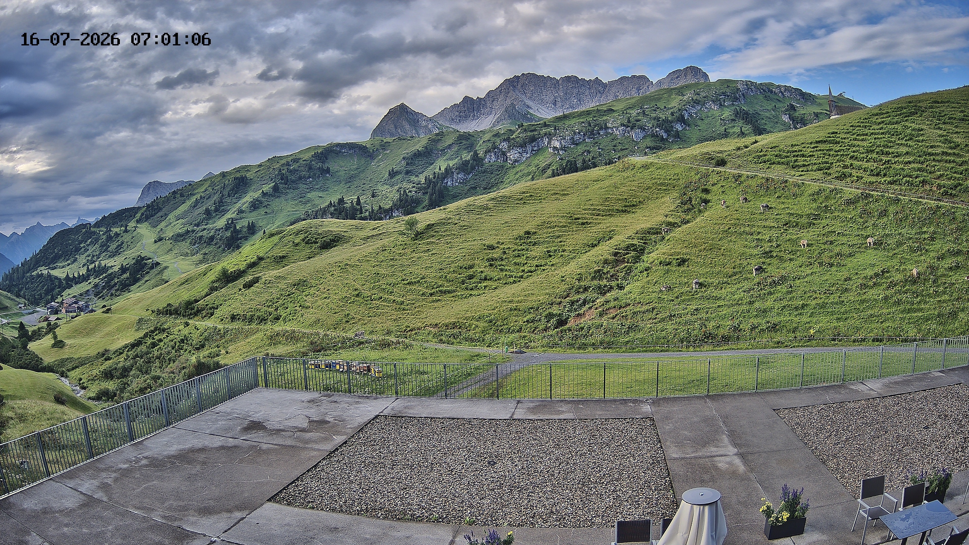 Archived image Webcam Hotel Adler at Warth