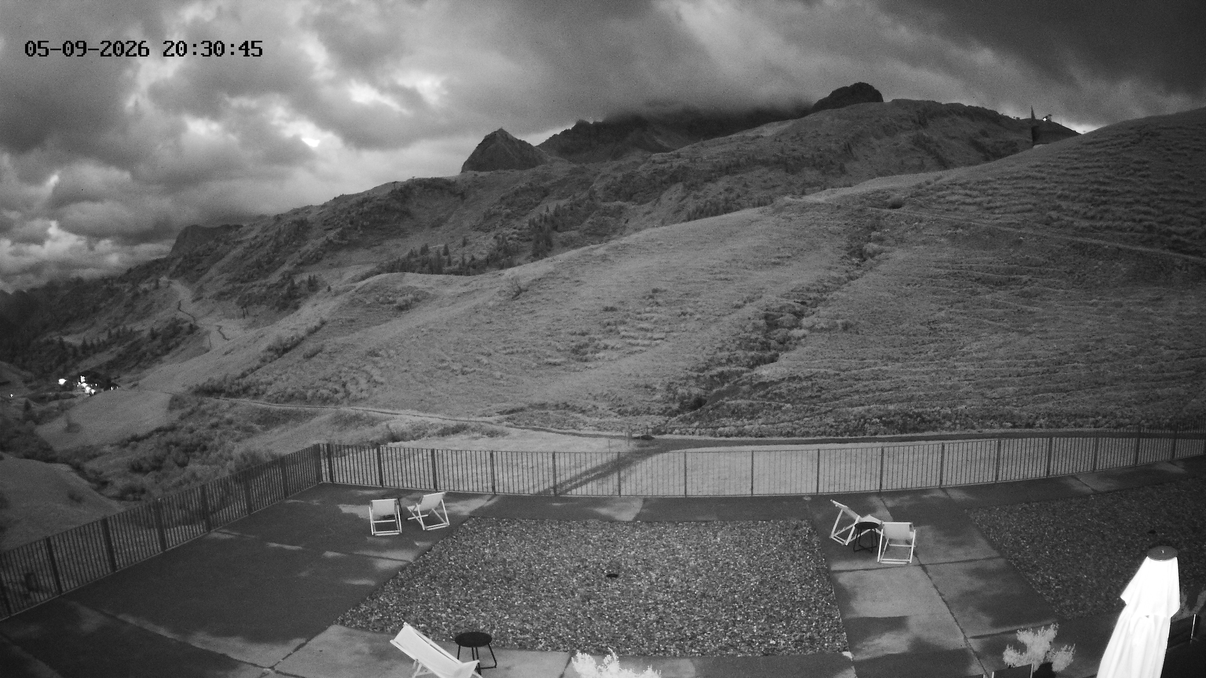 Archived image Webcam Hotel Adler at Warth