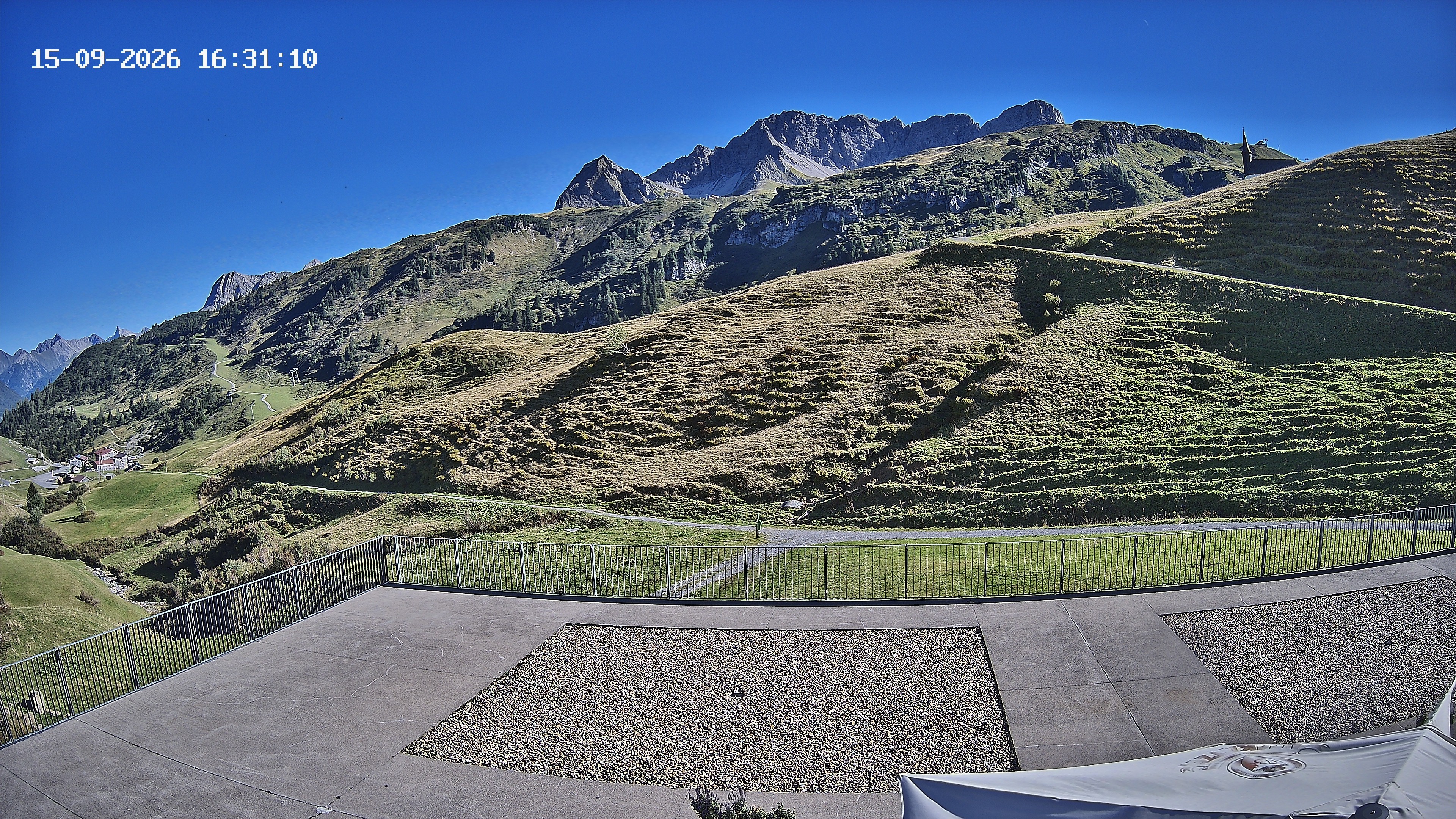 Archived image Webcam Hotel Adler at Warth
