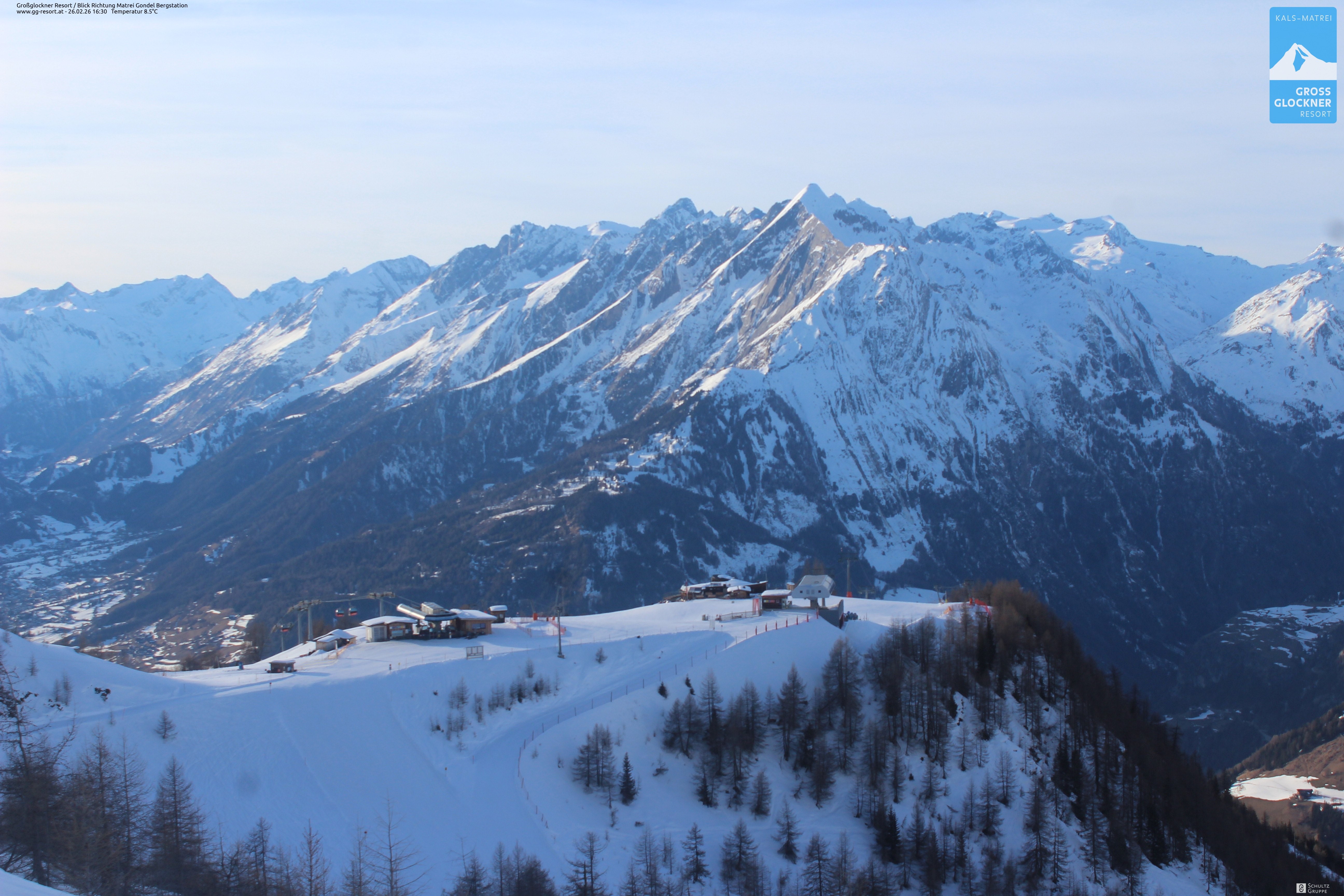 Archived image Webcam Goldried gondola top station