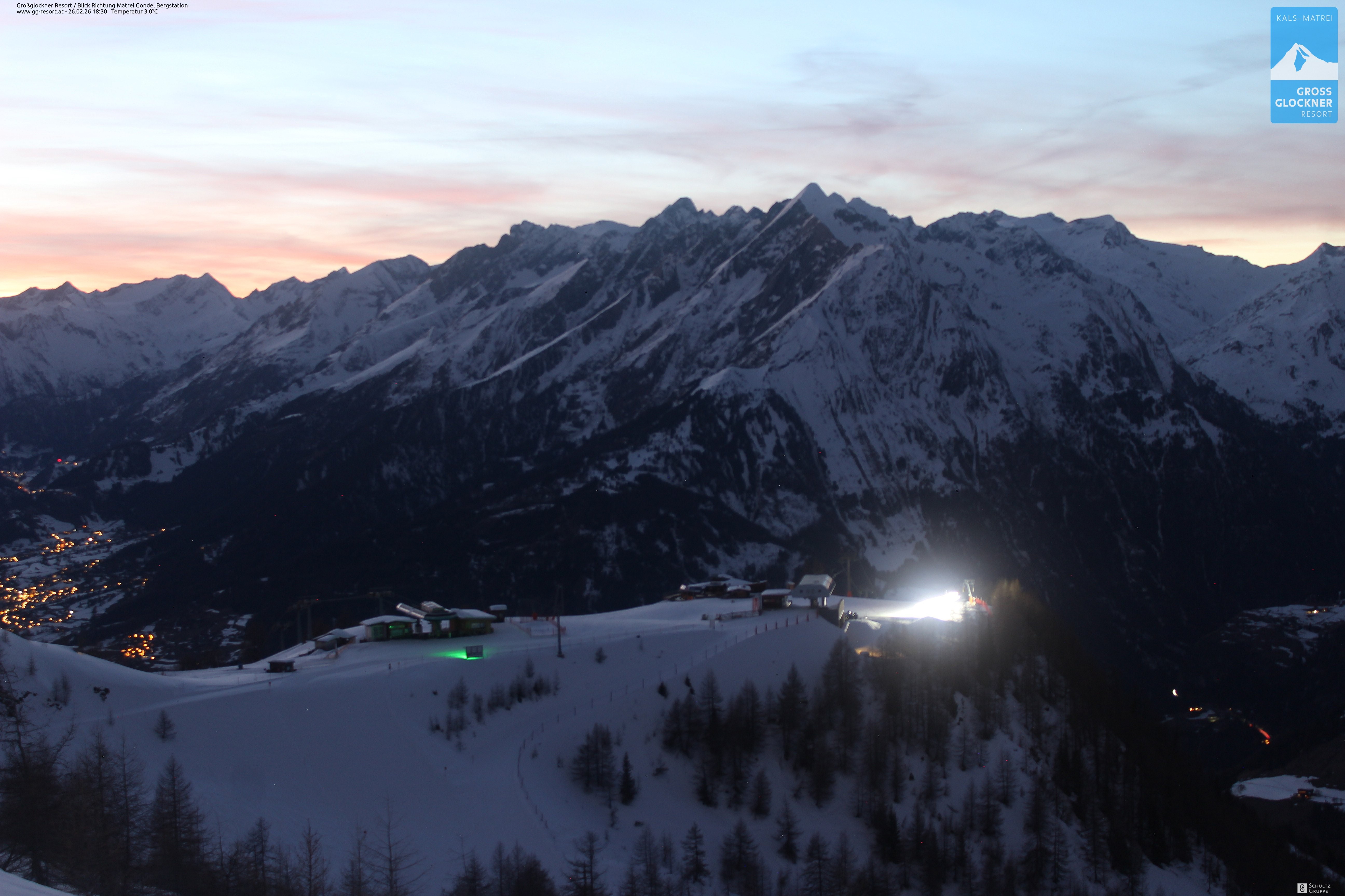 Archived image Webcam Goldried gondola top station